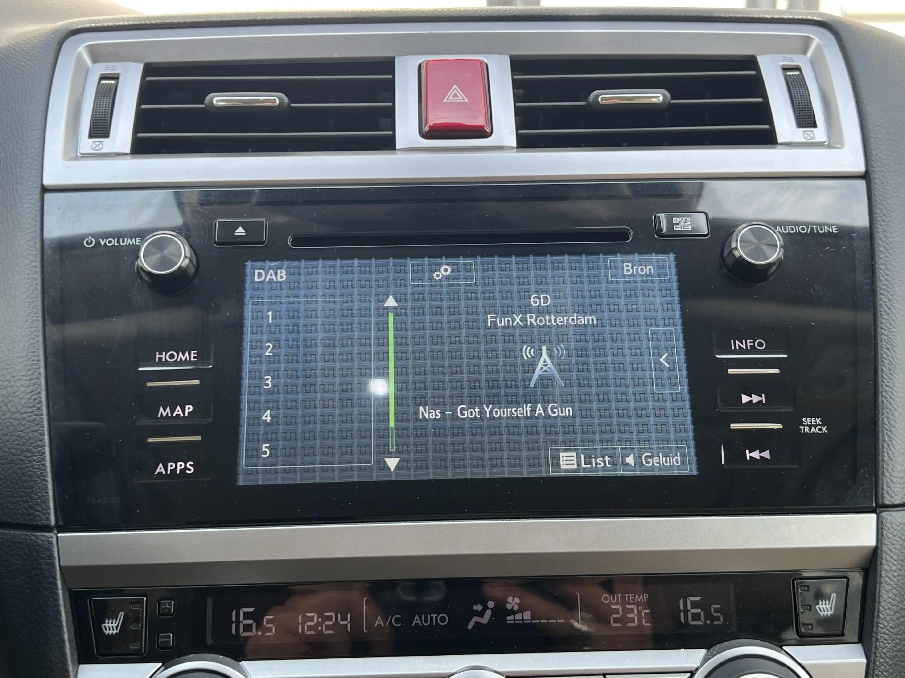 Subaru OUTBACK 2.5i Premium Automaat | All Season Banden | Trekha — photo 35