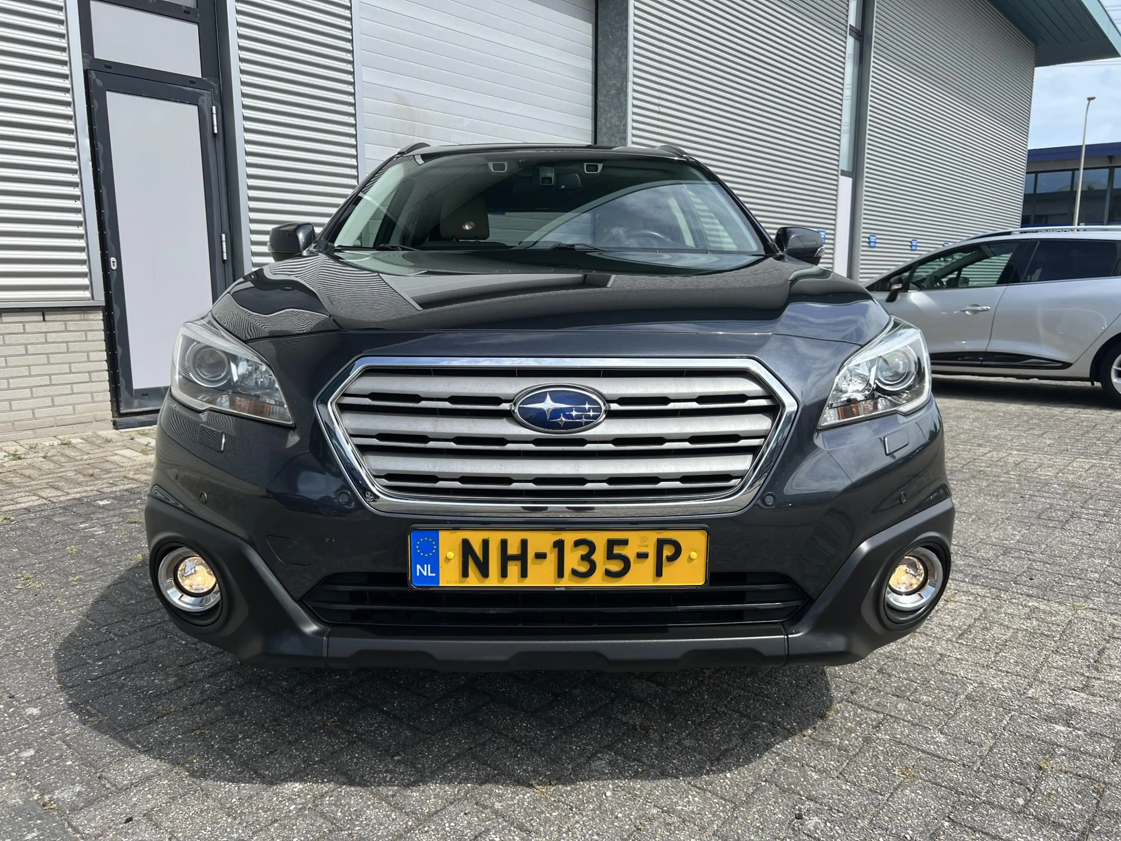 Subaru OUTBACK 2.5i Premium Automaat | All Season Banden | Trekha — photo 2