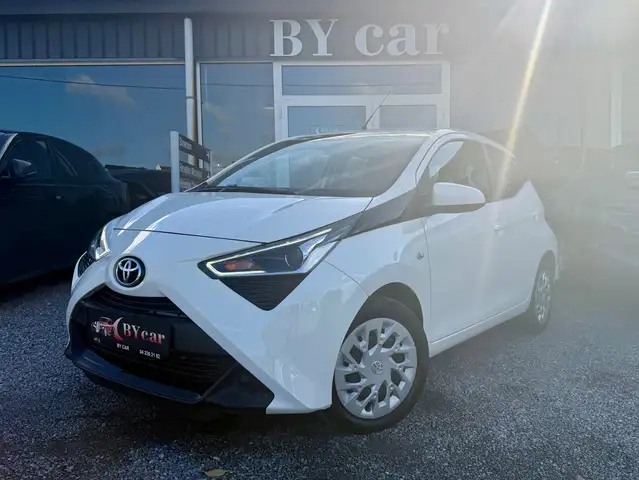 Toyota Aygo 1.0i *GARANTIE 2 ANS* !! 20.000KM !! BLUETHOOT
