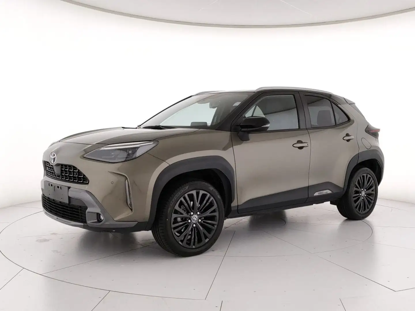 Toyota Yaris Cross 1.5 h 116cv adventure fwd e-cvt Verde - 1