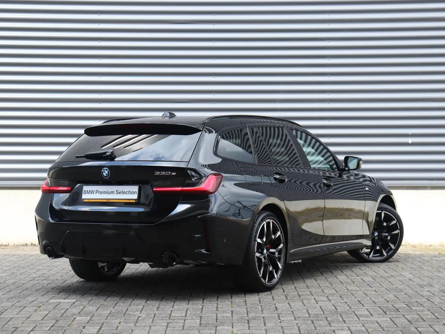 BMW 330 3-serie Touring 330e | High Executive | M Sportpak Noir - 2