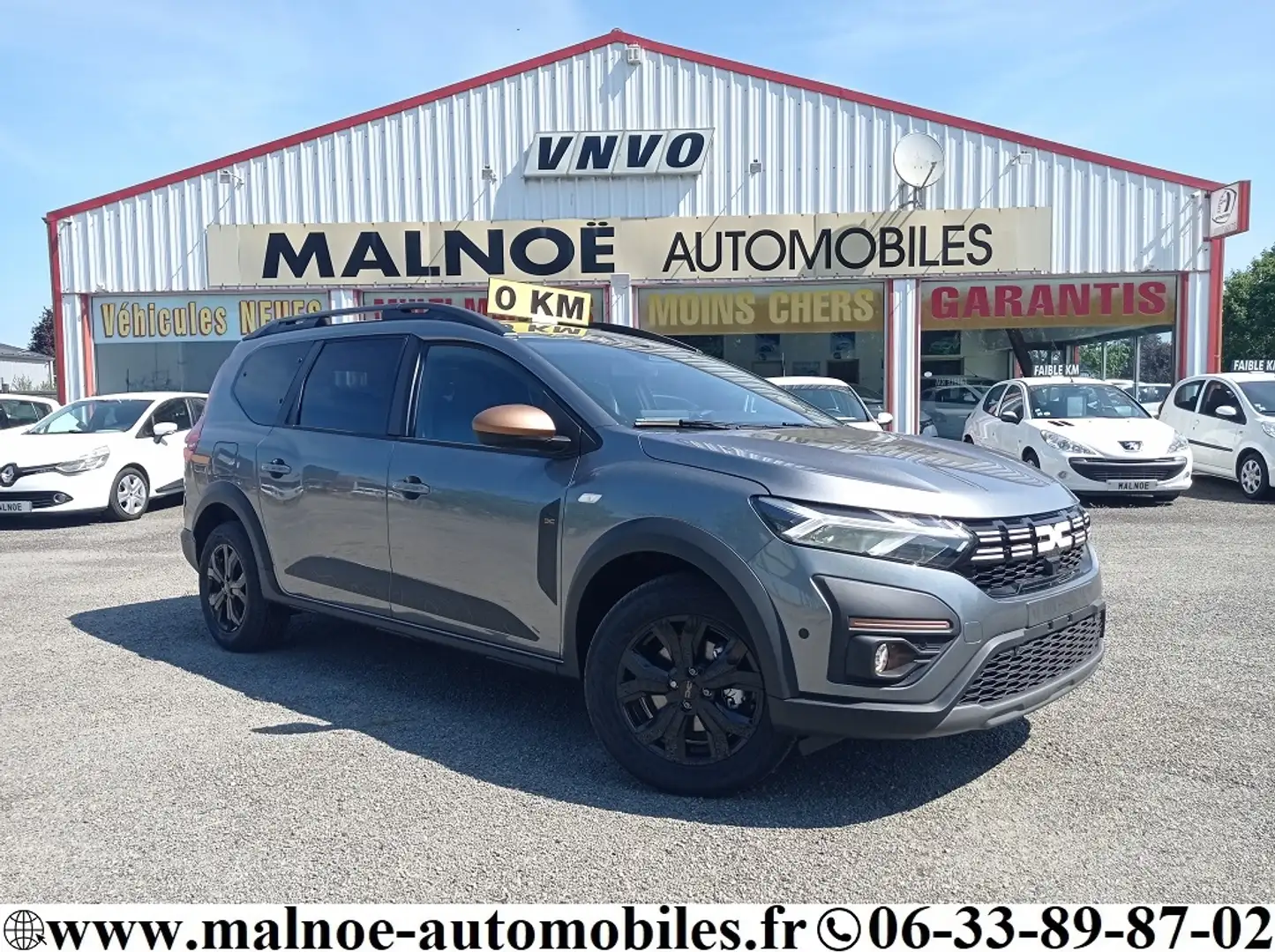 Dacia Jogger 1.0 ECO-G 100CH EXTREME + OPTIONS Gris - 1