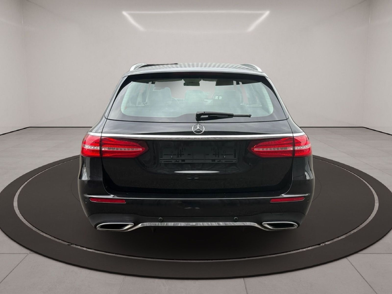 Mercedes-Benz E 220 AMG*MultiBeam*Widescreen*360Cam* — photo 7