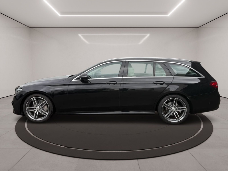 Mercedes-Benz E 220 AMG*MultiBeam*Widescreen*360Cam* — photo 4
