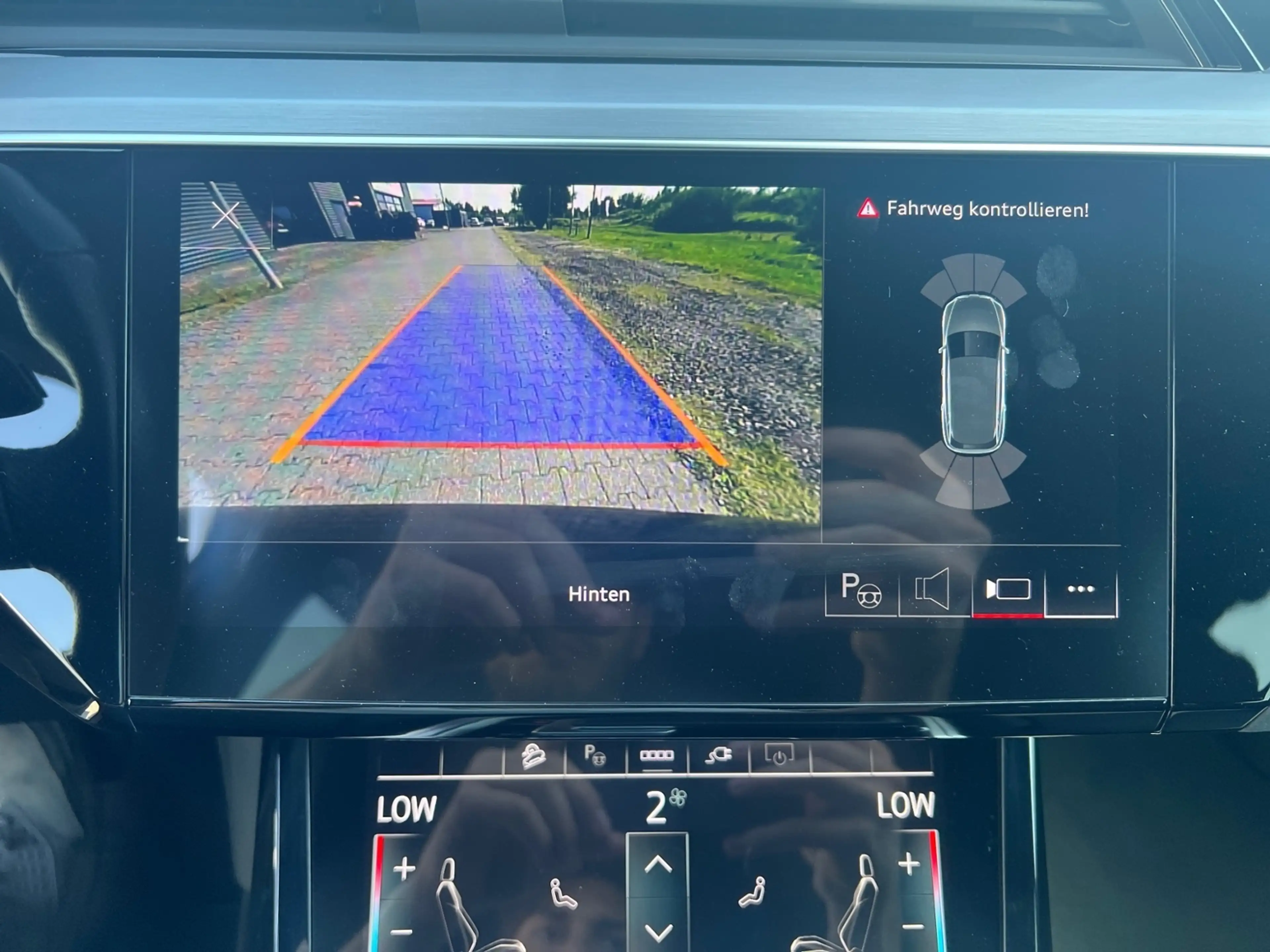 Audi e-tron 50 QUATTRO S-LINE 71 kWh AHK+LED +RKAM +VIRTUAL + — photo 14