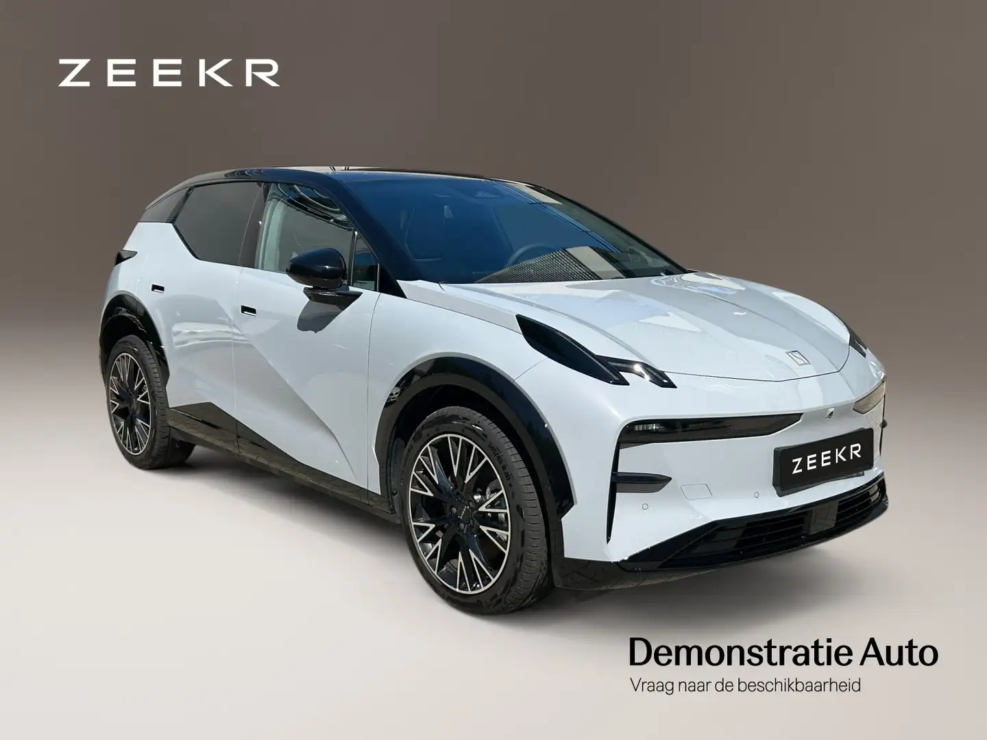 Zeekr X AWD Privilege 69 kWh Wolfs Editie trekhaak Grau - 2
