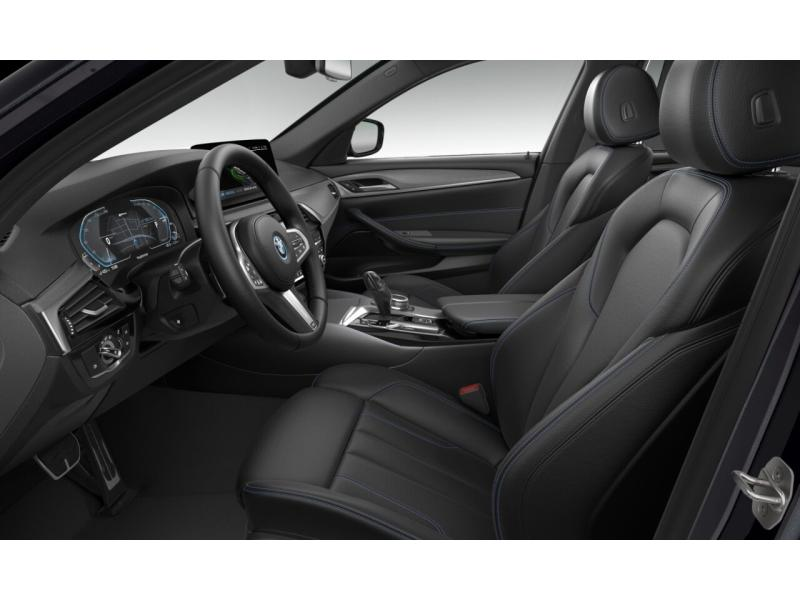 BMW 530 Touring — photo 7