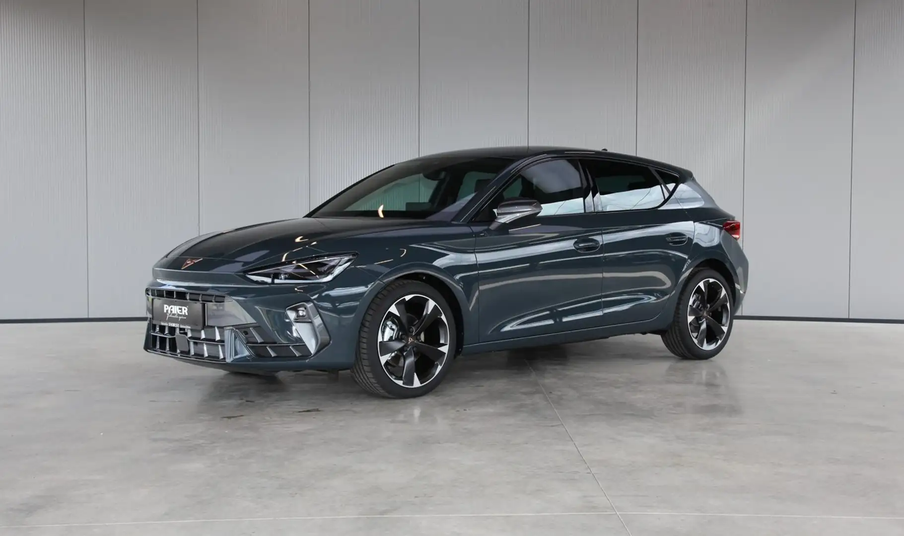 CUPRA Leon 1.5 TSI 150 PS ACT Blau - 2