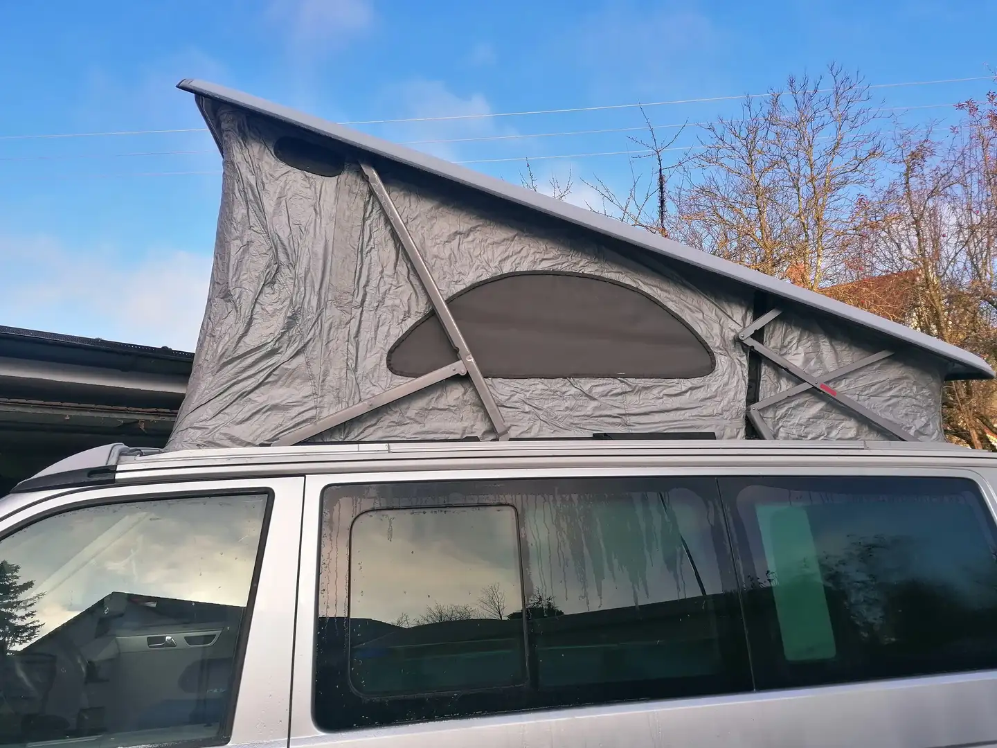 Volkswagen T5 California Stříbrná - 2