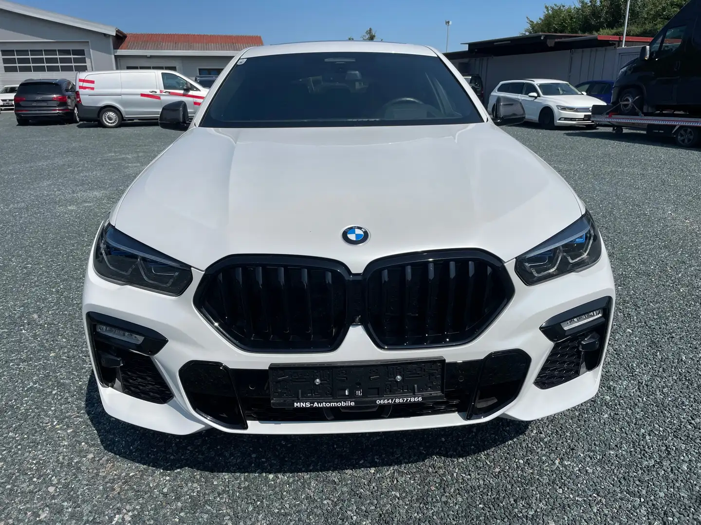 BMW X6 xDrive 40 d M Sport Leder Navi Panorama 22 Zoll Weiß - 2