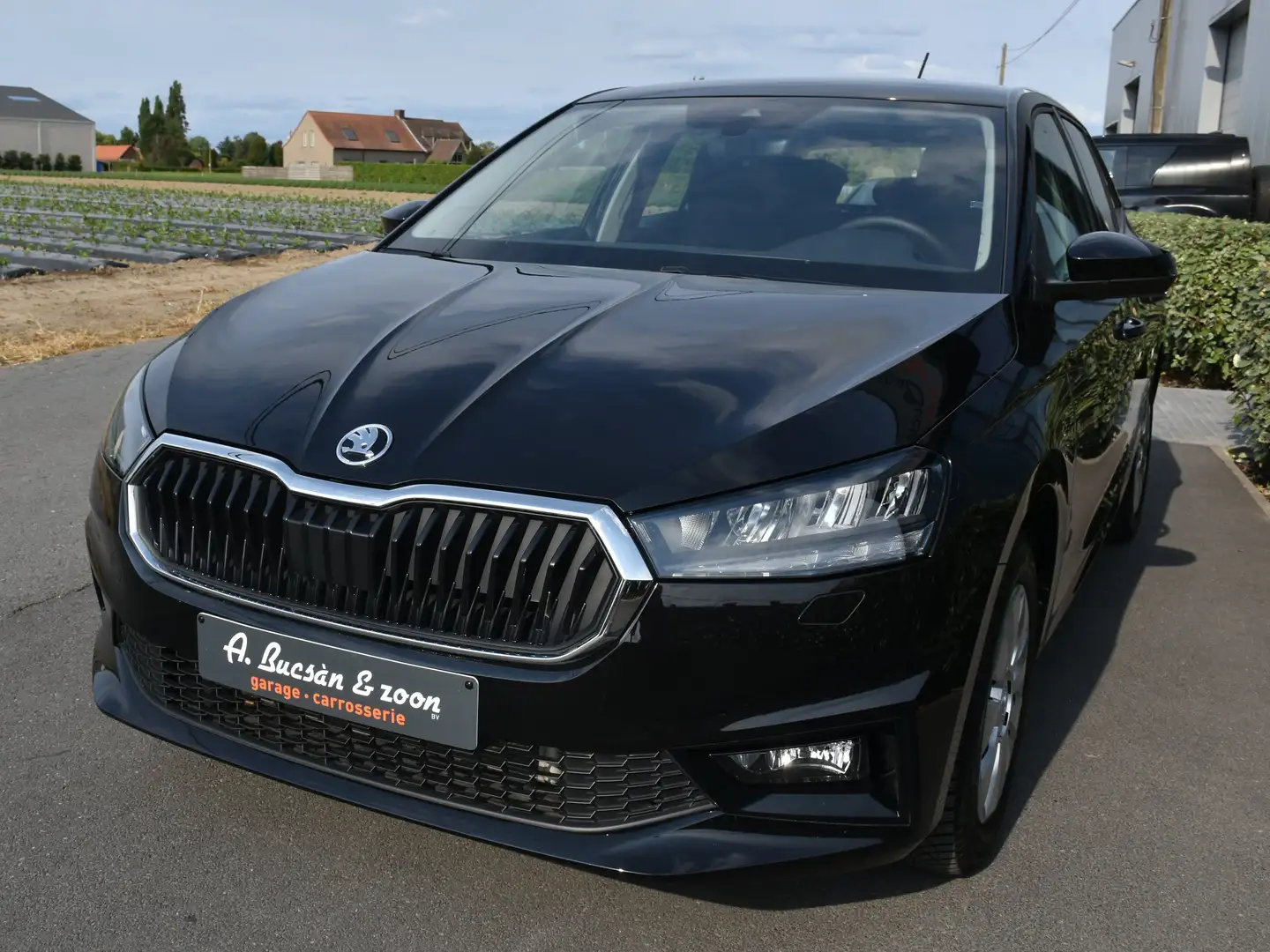 Skoda Fabia Fabia 1.0 TSI DSG  DAB/  APP CONNECT/ LED Zwart - 2
