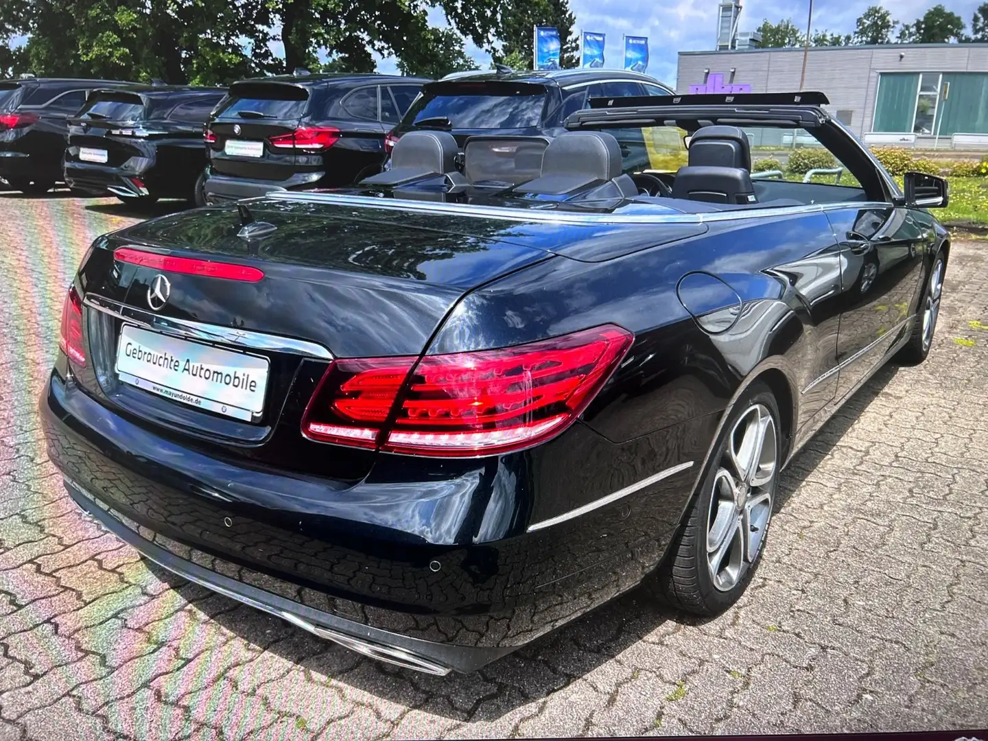 Mercedes-Benz E 200 Cabrio Sport-Paket Noir - 2