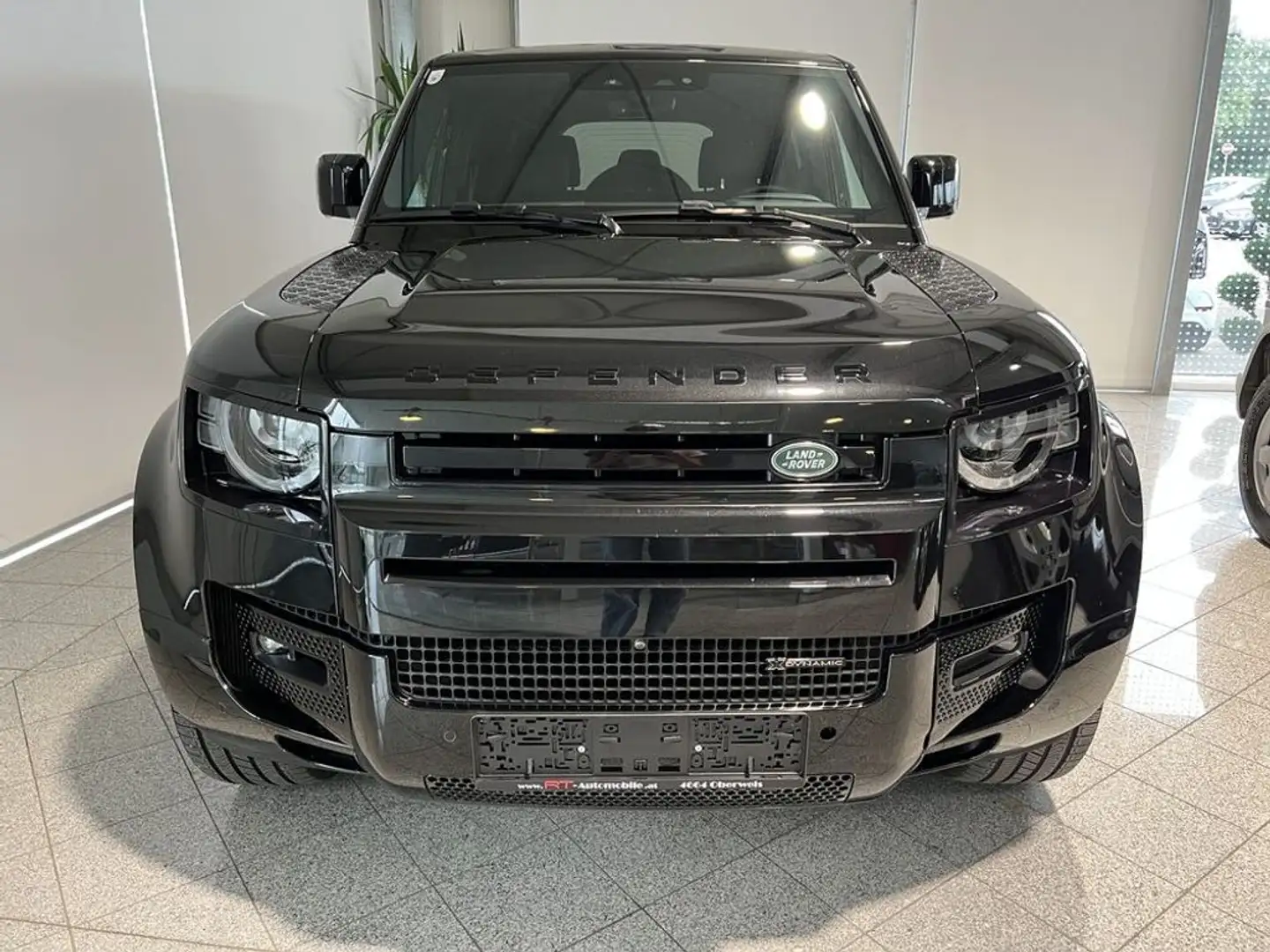 Land Rover Defender 110 Hybrid X-Dynamic HSE Negru - 2
