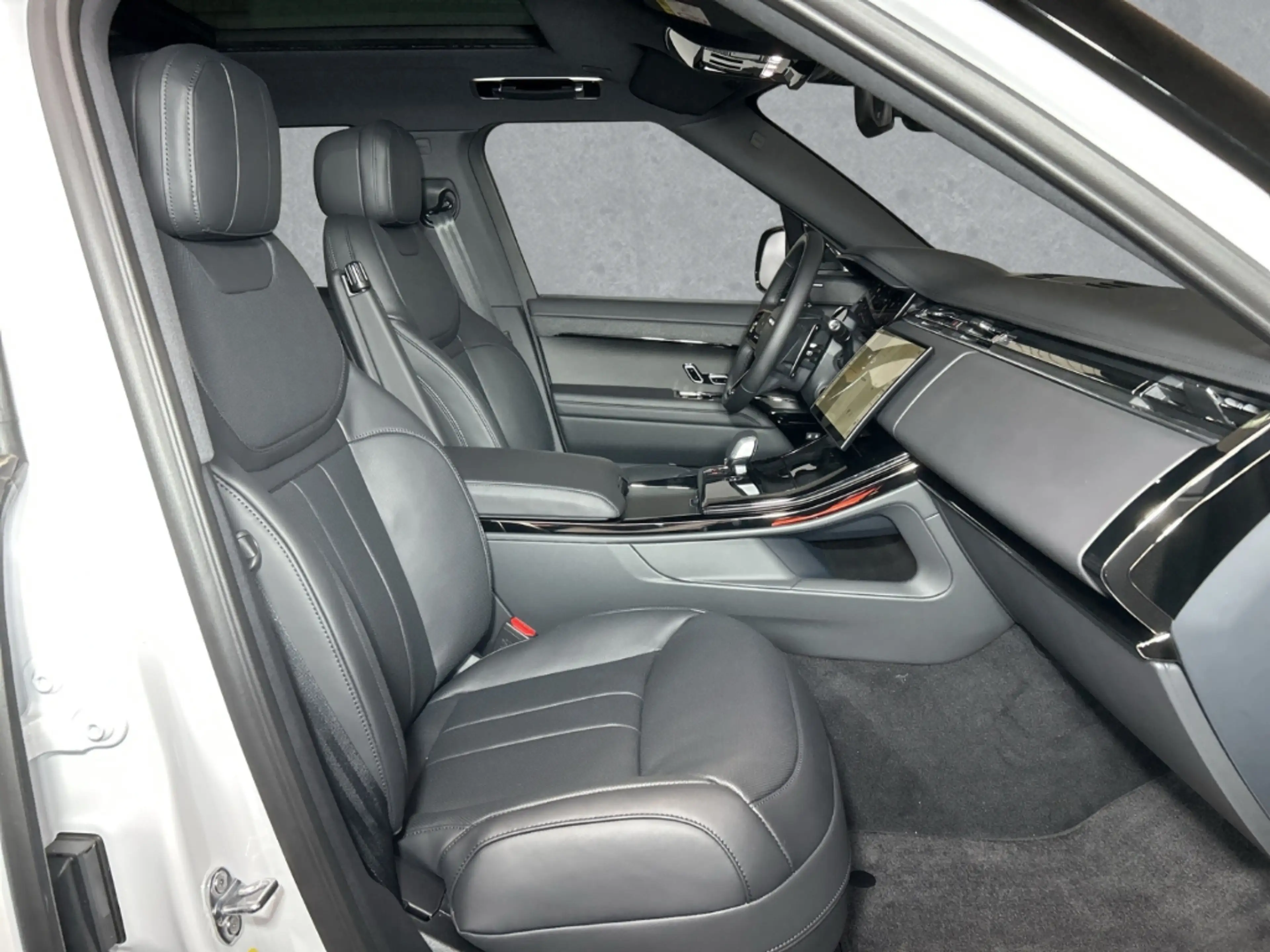 Land Rover Range Rover Sport (VHC) D300 Dynamic SE Winter-Paket AHK Pano Black- — photo 3