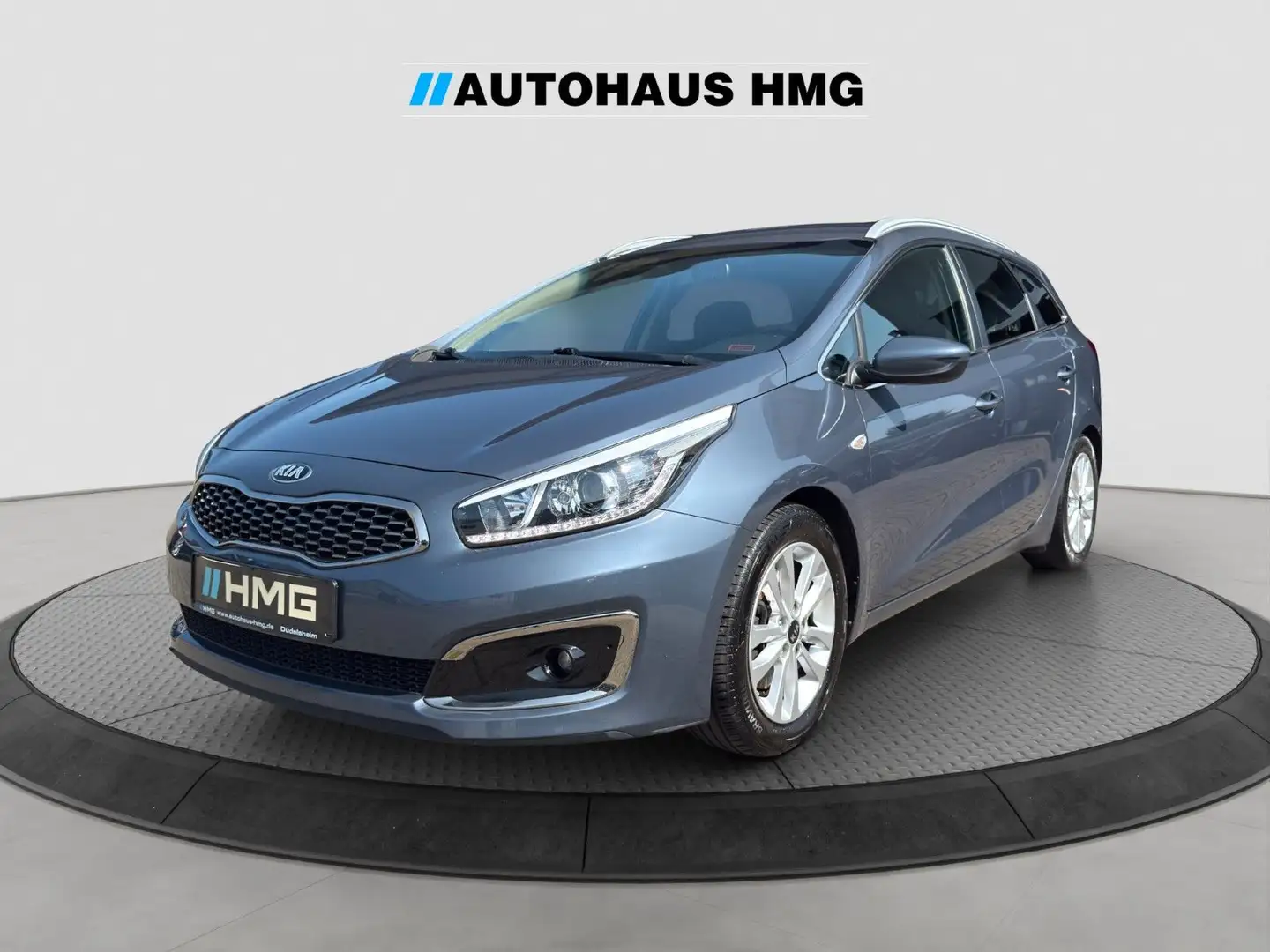 Kia Ceed SW / cee'd SW Dream *NAVI*SHZ*KAM*LEDER* Ezüst - 1
