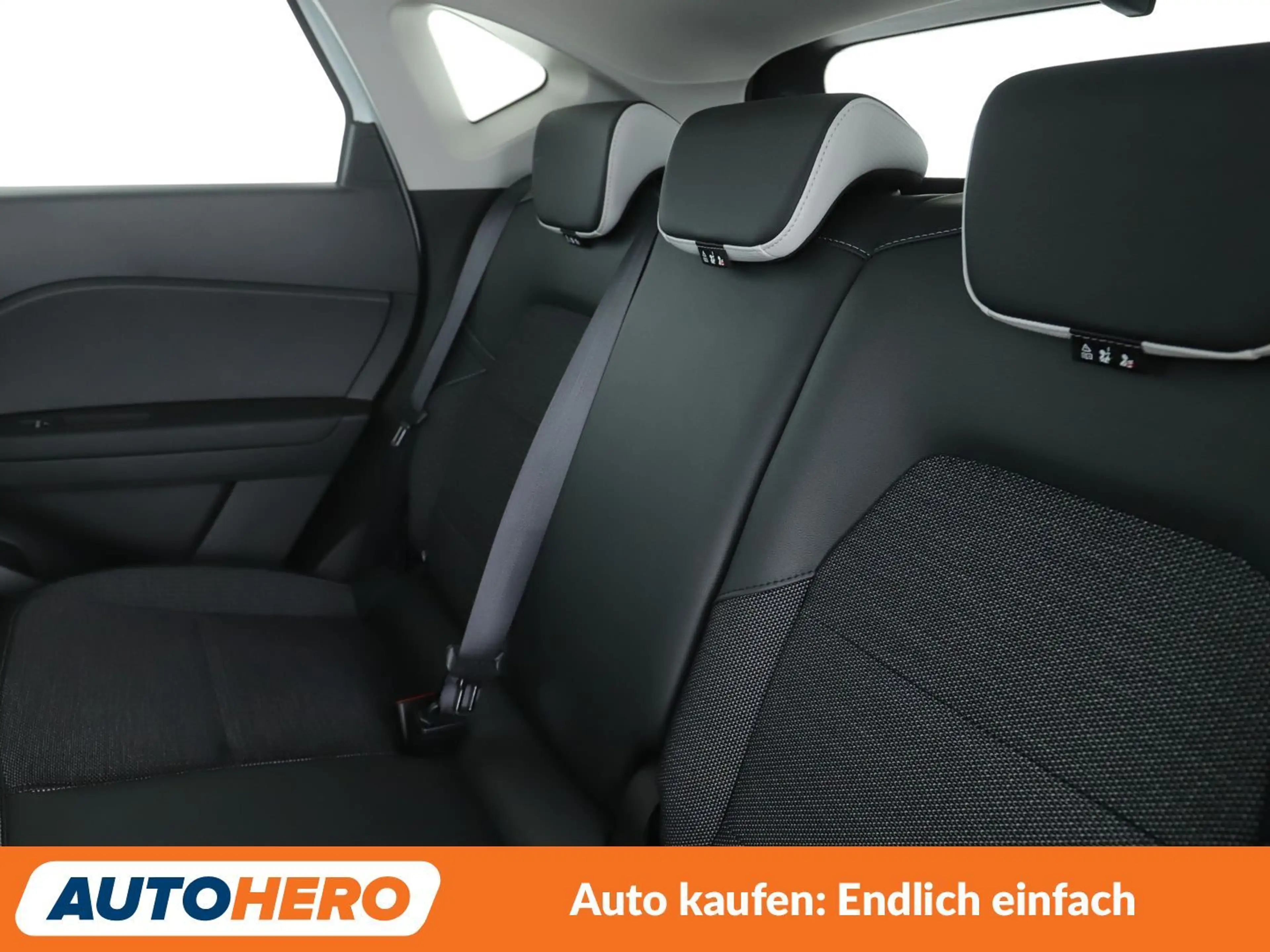 Renault Captur 1.3 TCe Mild-Hybrid Techno Aut.*NAVI*CAM* — photo 14