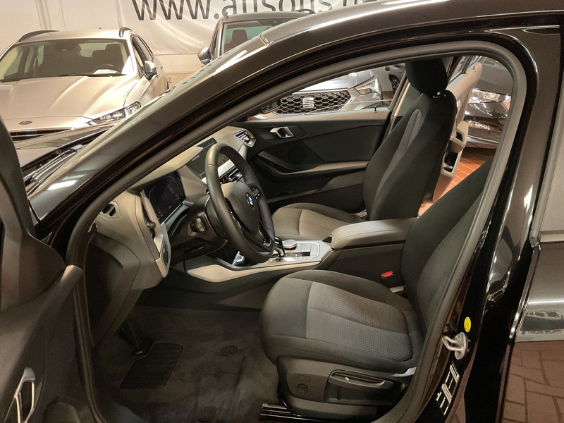 BMW 120 d Advantage Live Cockpit,Navi,LED, — photo 14