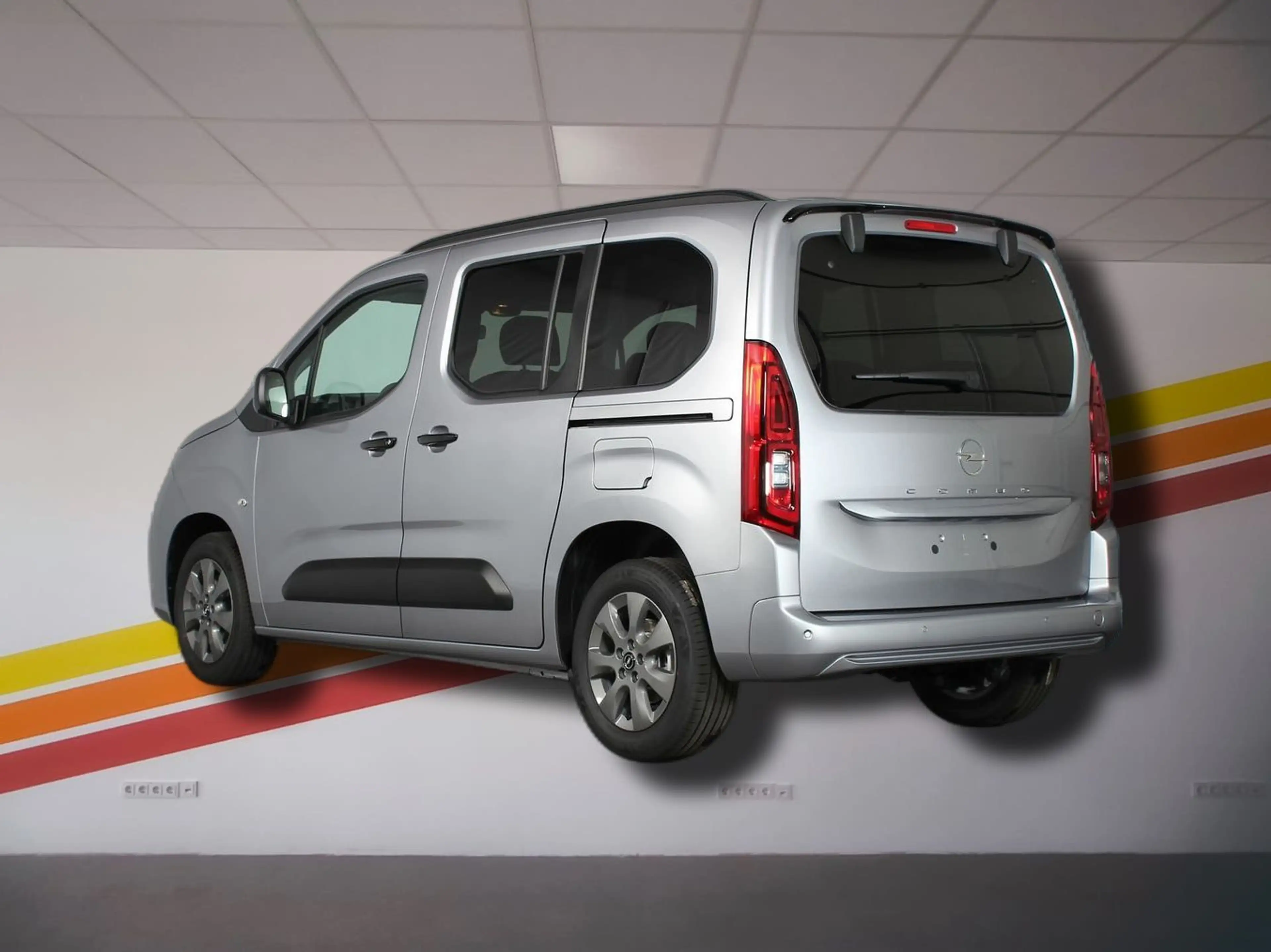 Opel Combo Life Edition 1.5 Diese 6-Gang Schaltgetriebe — photo 3