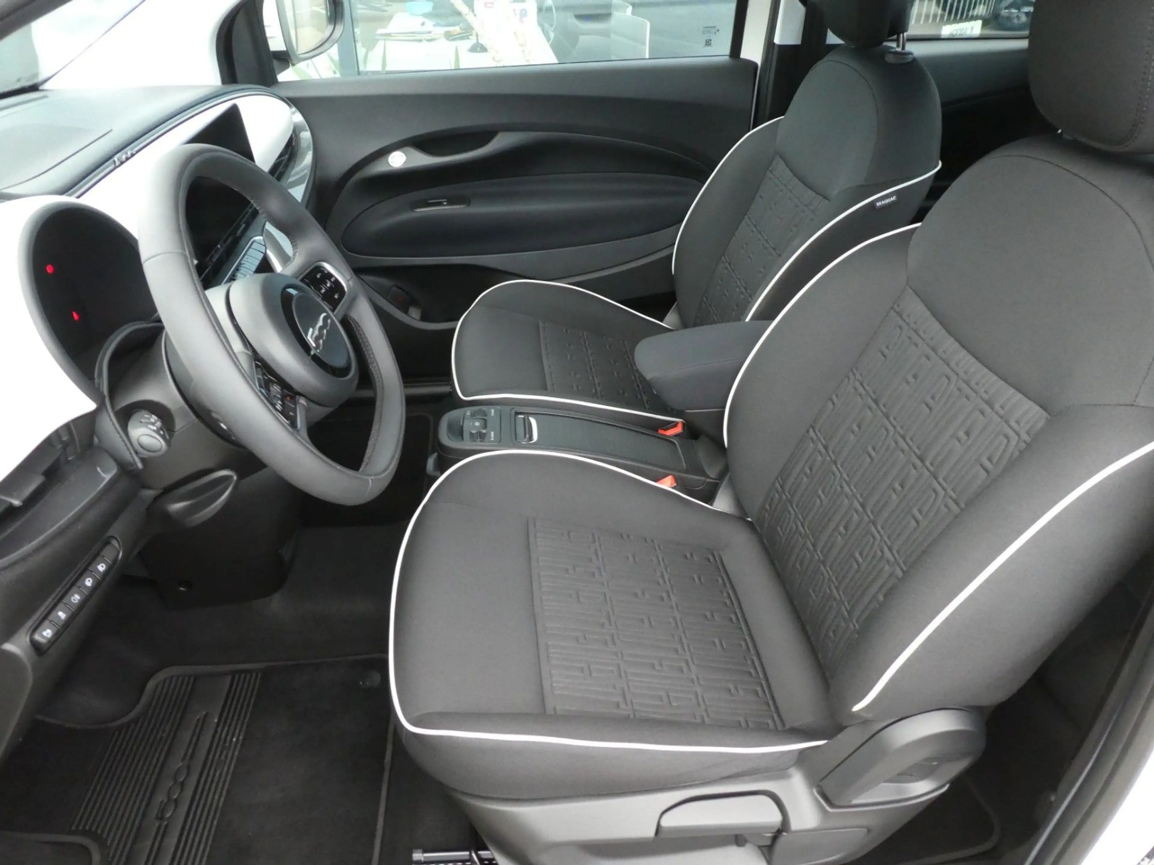 Fiat 500e 500 e Basis Klima, SHZ, PDC, Kamera, LMF — photo 10