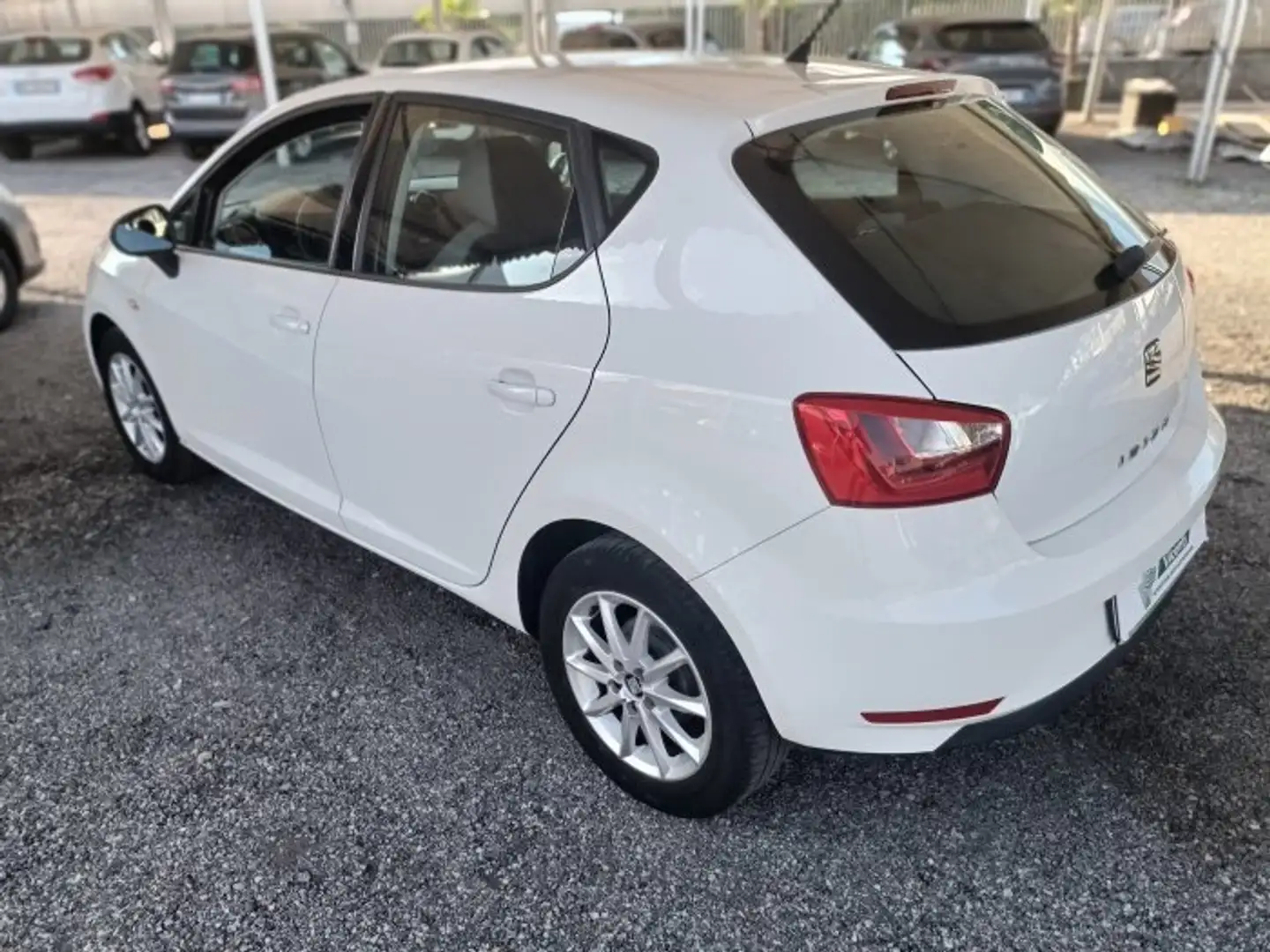 SEAT Ibiza 1.0 Style 5P 75cv Blanc - 2