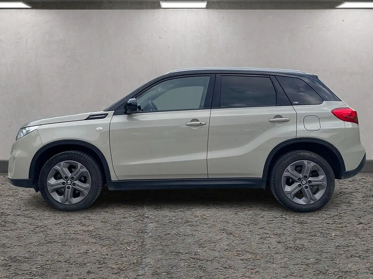 Suzuki Vitara 1,6 DDiS 4WD Shine DCT Aut. Beige - 2