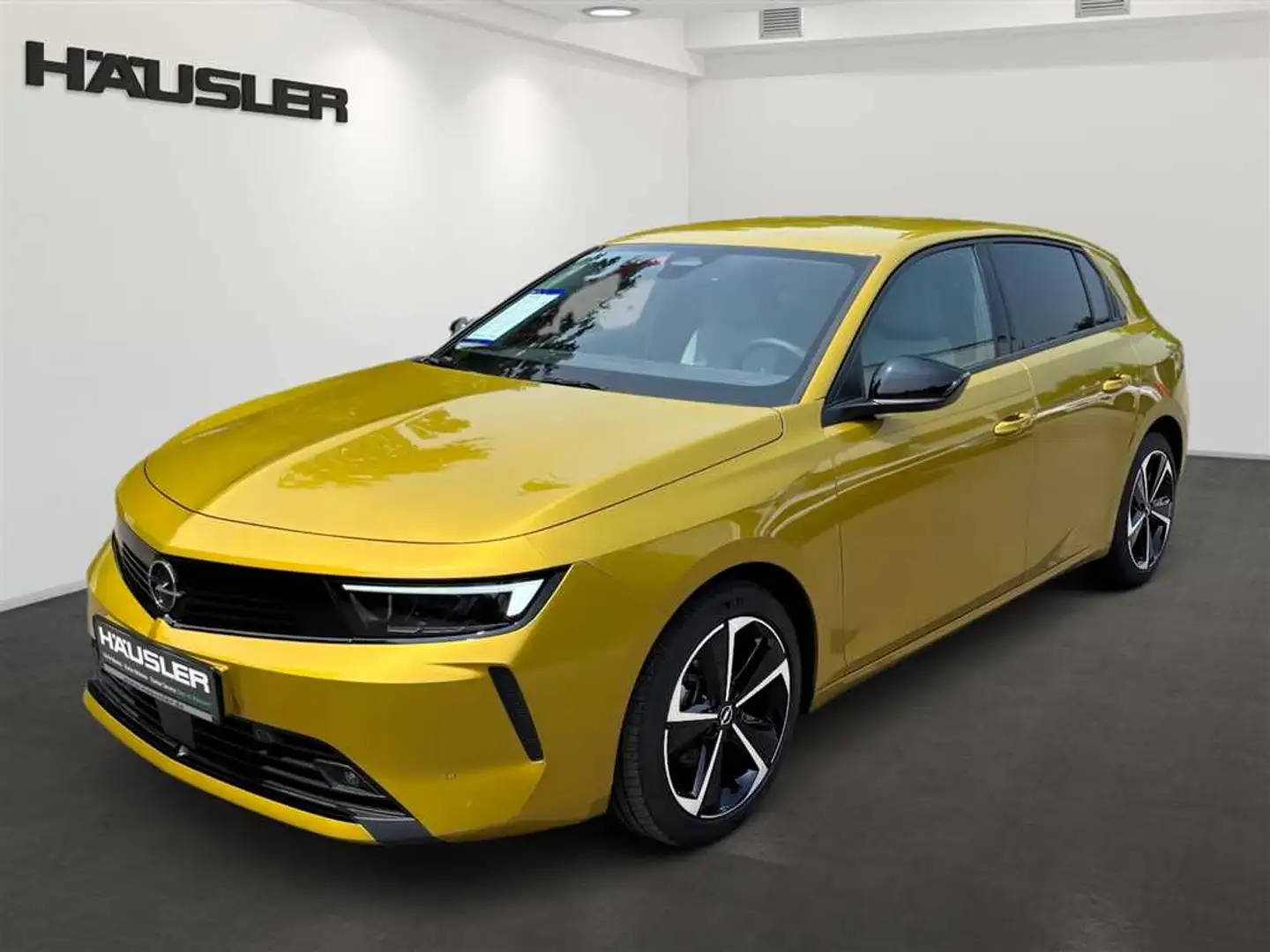 Opel Astra 1.2 Elegance*Klimaauto.*Tempomat*CarPlay* Geel - 1