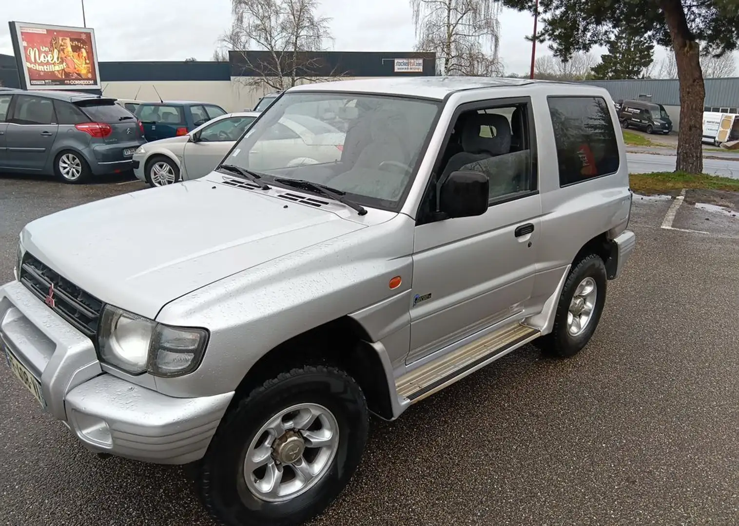 Mitsubishi Pajero Beau 4x4 99 2.5 td 3 portes ct ok tbe 89000 kms reprise Gris - 1