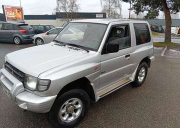 Beau 4x4 99 2.5 td 3 portes ct ok tbe 89000 kms reprise