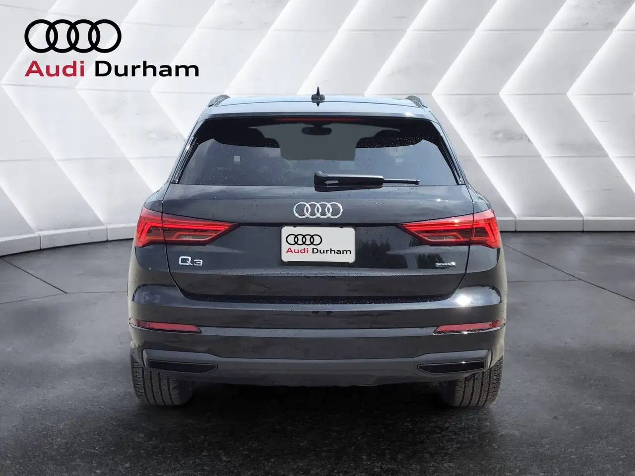 Audi Q3 снимка Audi Q3