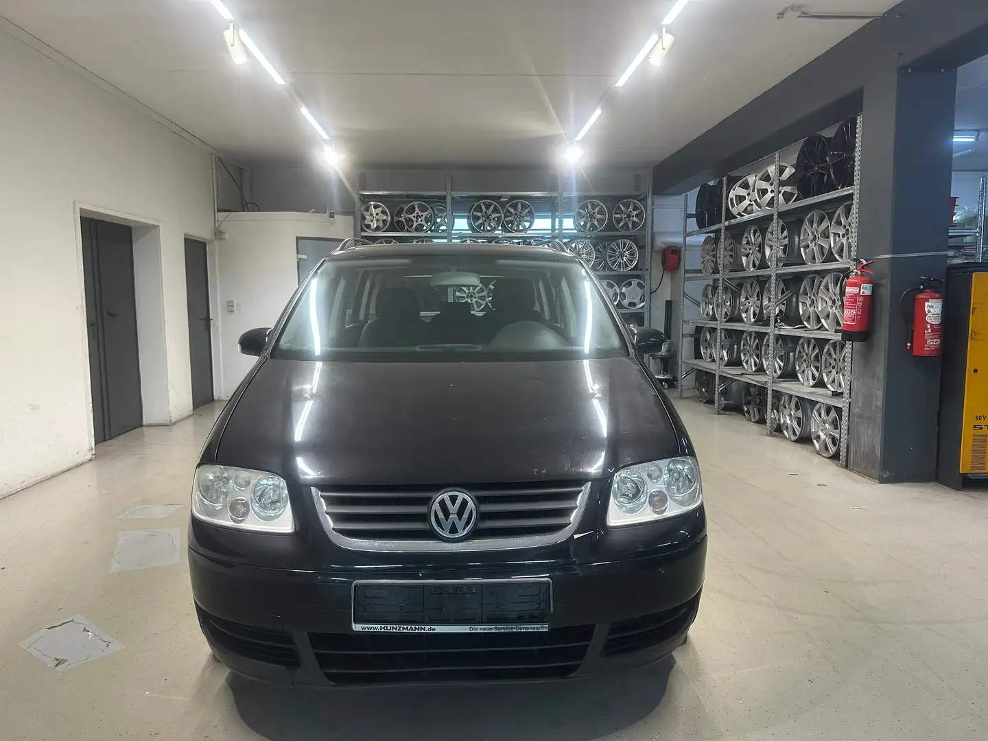 Volkswagen Touran Trendline*AHK*ESP*Klima*ABS*Tempomat Noir - 2