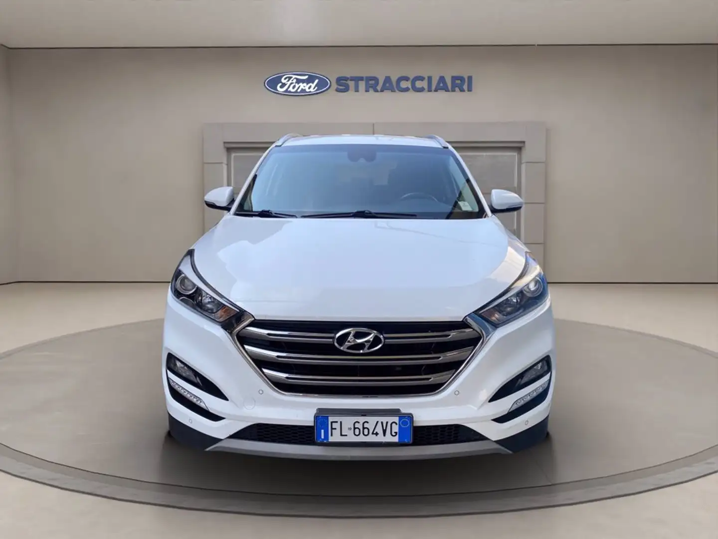 Hyundai TUCSON 1.7 crdi Xpossible 2wd 141cv dct Bianco - 2