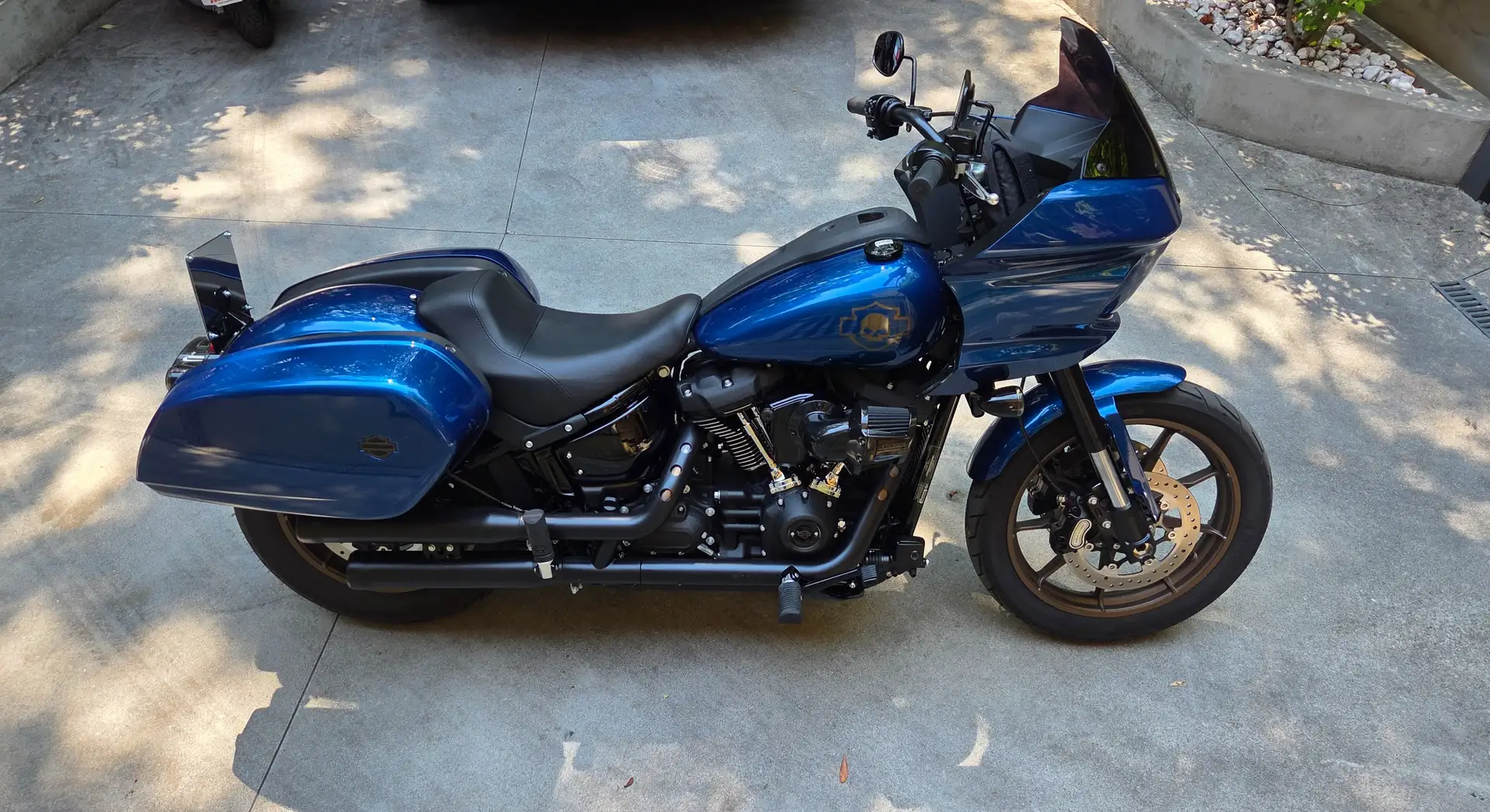 Harley-Davidson Lowrider ST FXLRST - LOW RIDER ST 117 Blu/Azzurro - 1