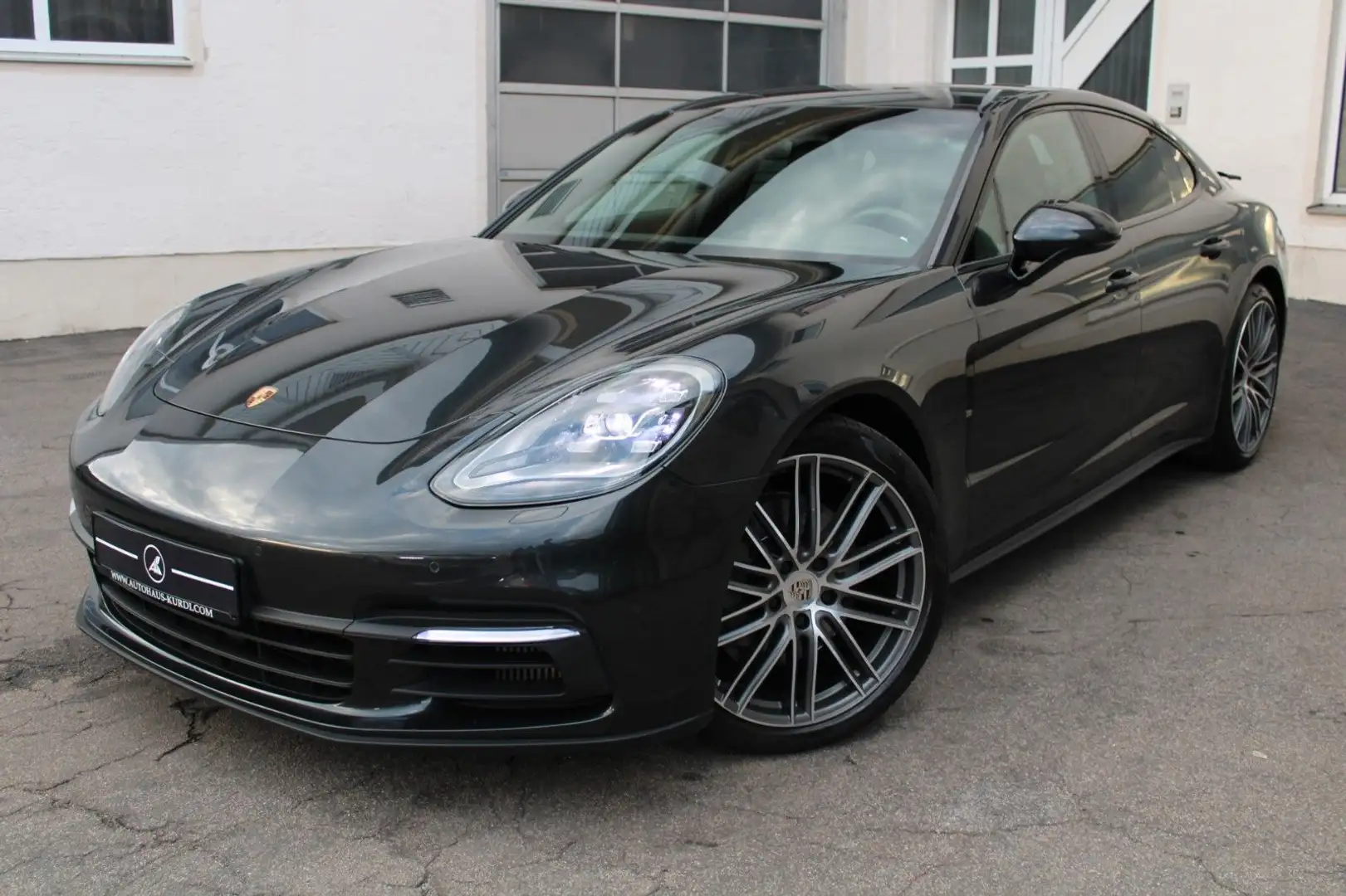 Porsche Panamera 4S BOSE KAMERA AMBIENTE LED CARPLAY 21Z Grau - 1