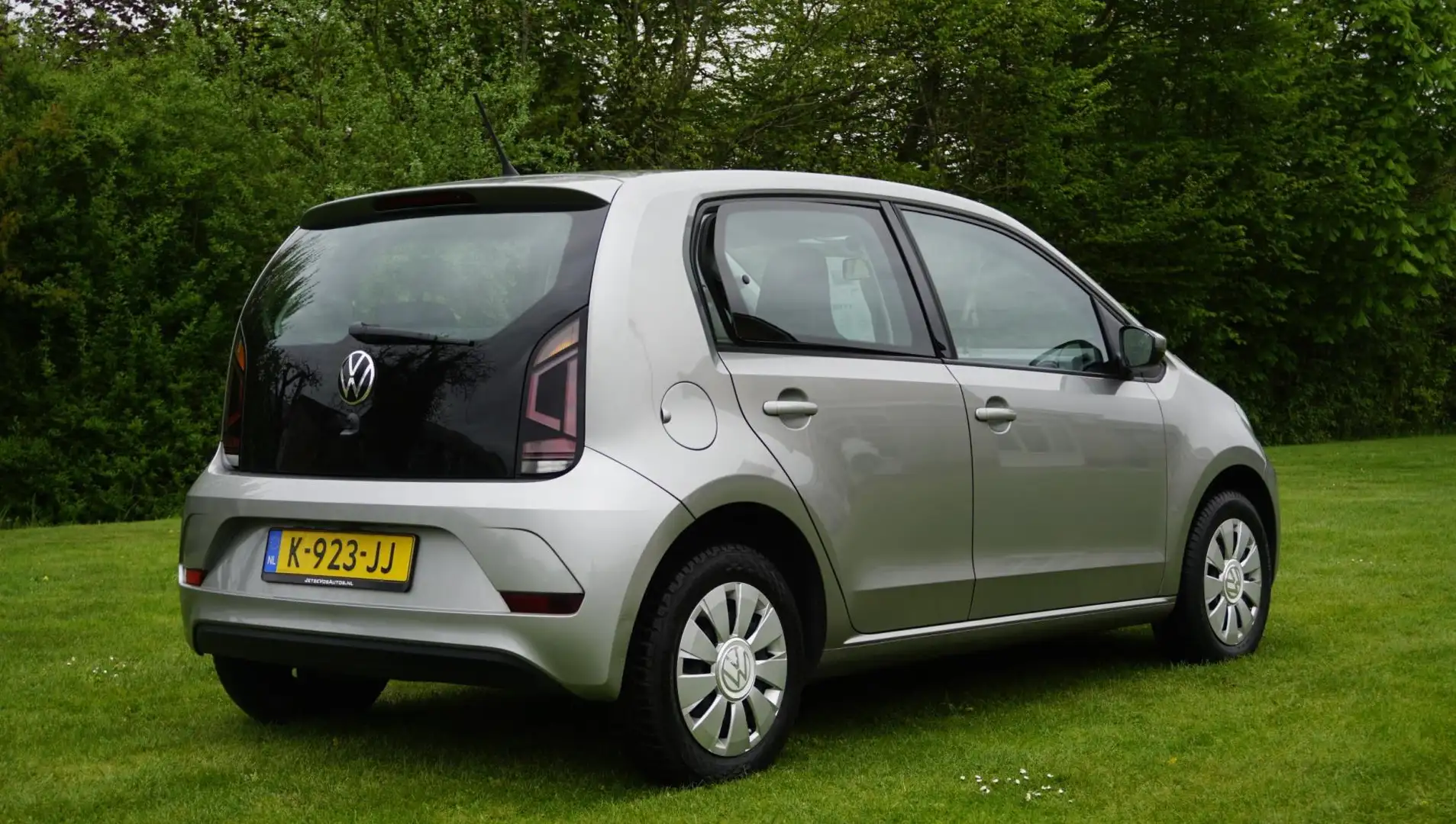 Volkswagen up! 1.0 BMT move up! 5 drs Airco blue tooth Grijs - 2