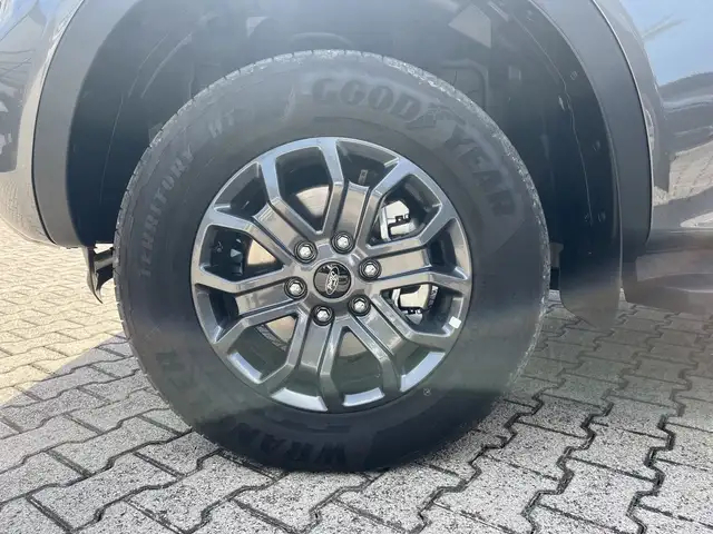 Ford Ranger view 8