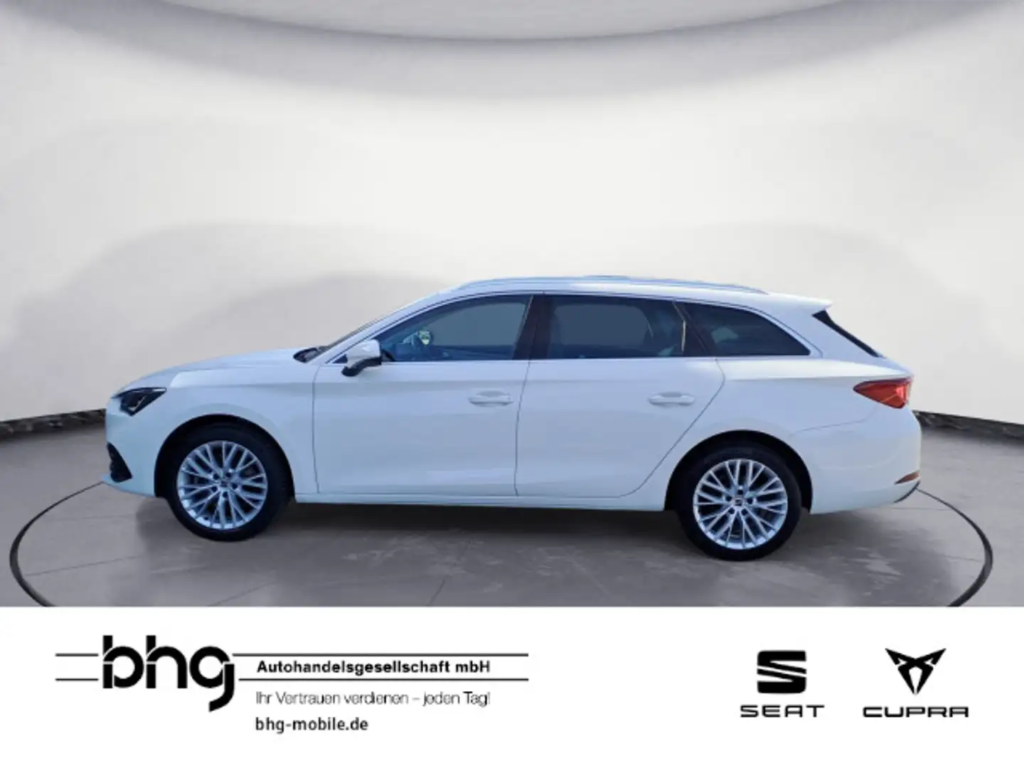SEAT Leon Sportstourer 2.0 TDI Excellence AHK Navi Wit - 2