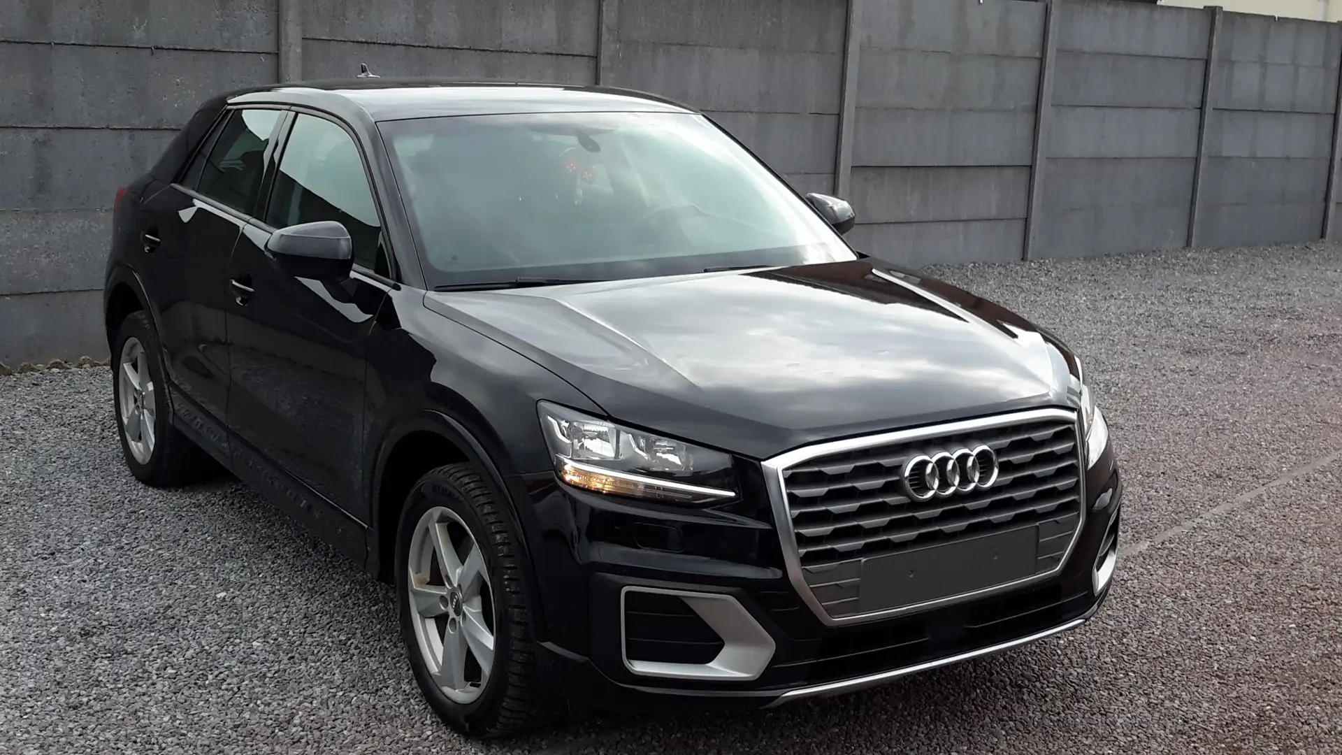 Audi Q2 Q2 1.6 TDi Sport S tronic Zwart - 2