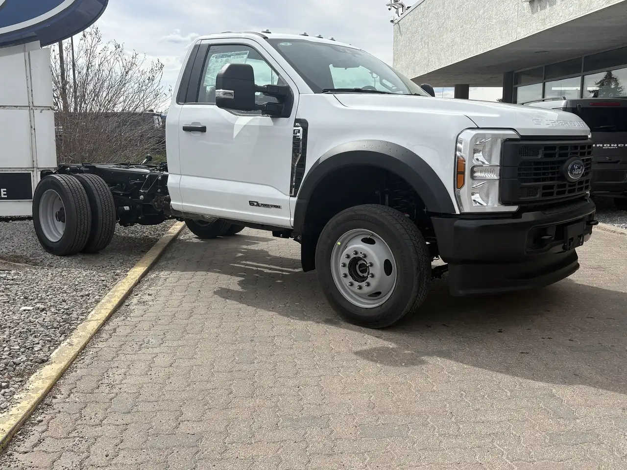 Ford F-550 Super Duty снимка Ford F-550 Super Duty