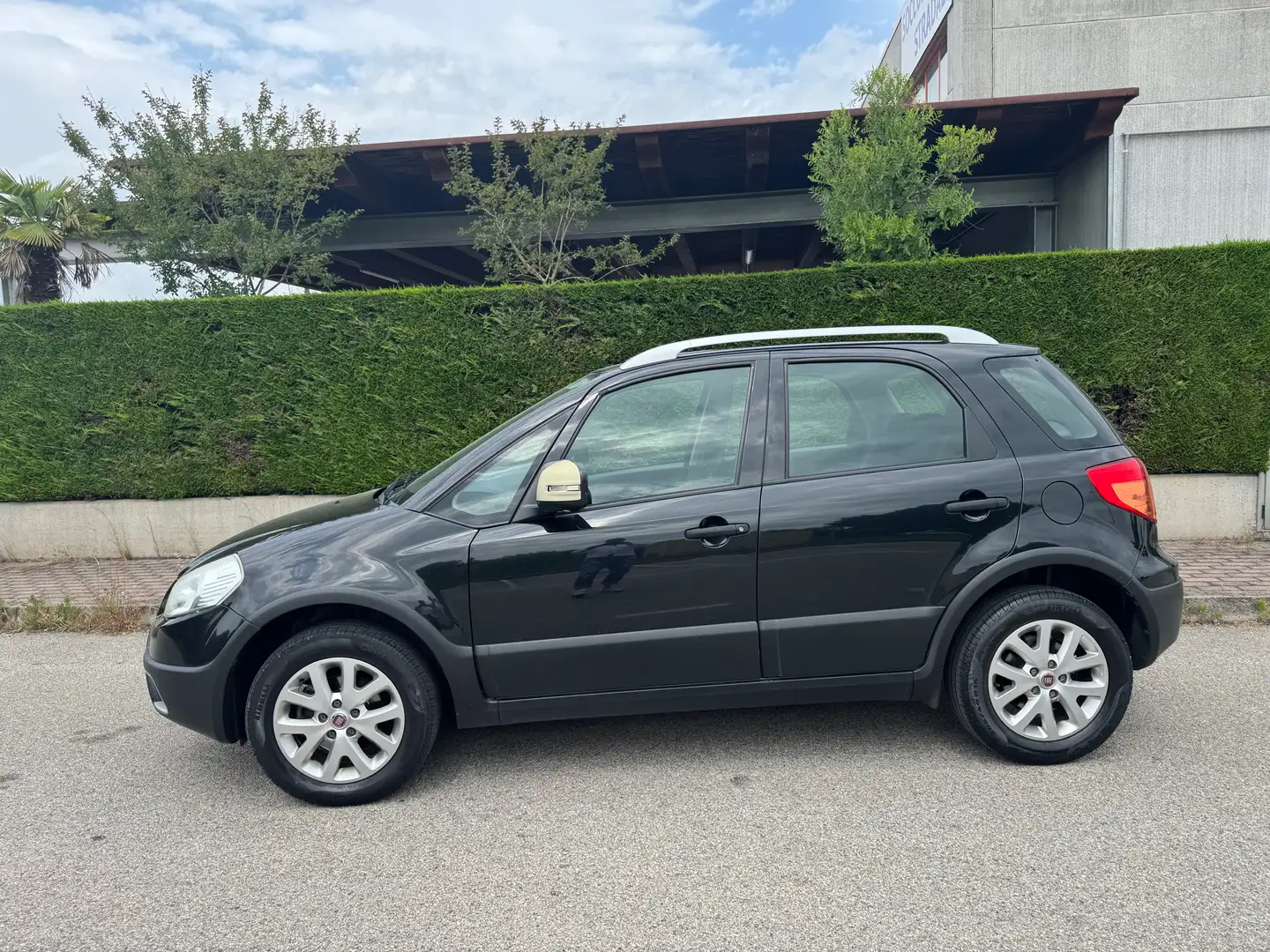 Fiat Sedici Sedici 1.6 16v Dynamic 4x4 120cv Noir - 1