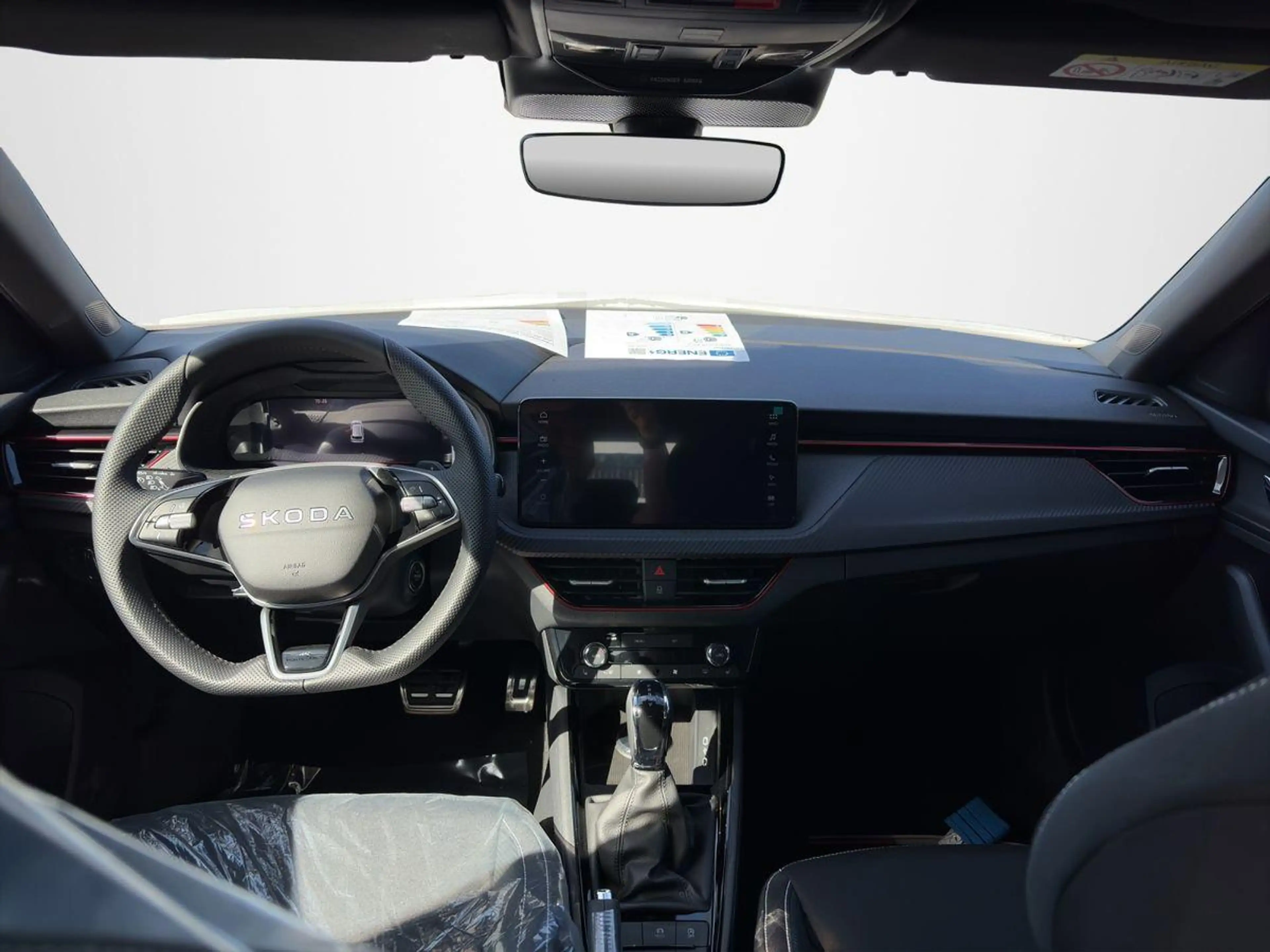 Skoda Kamiq Monte Carlo 1,0 TSI DSG NAVI — photo 10