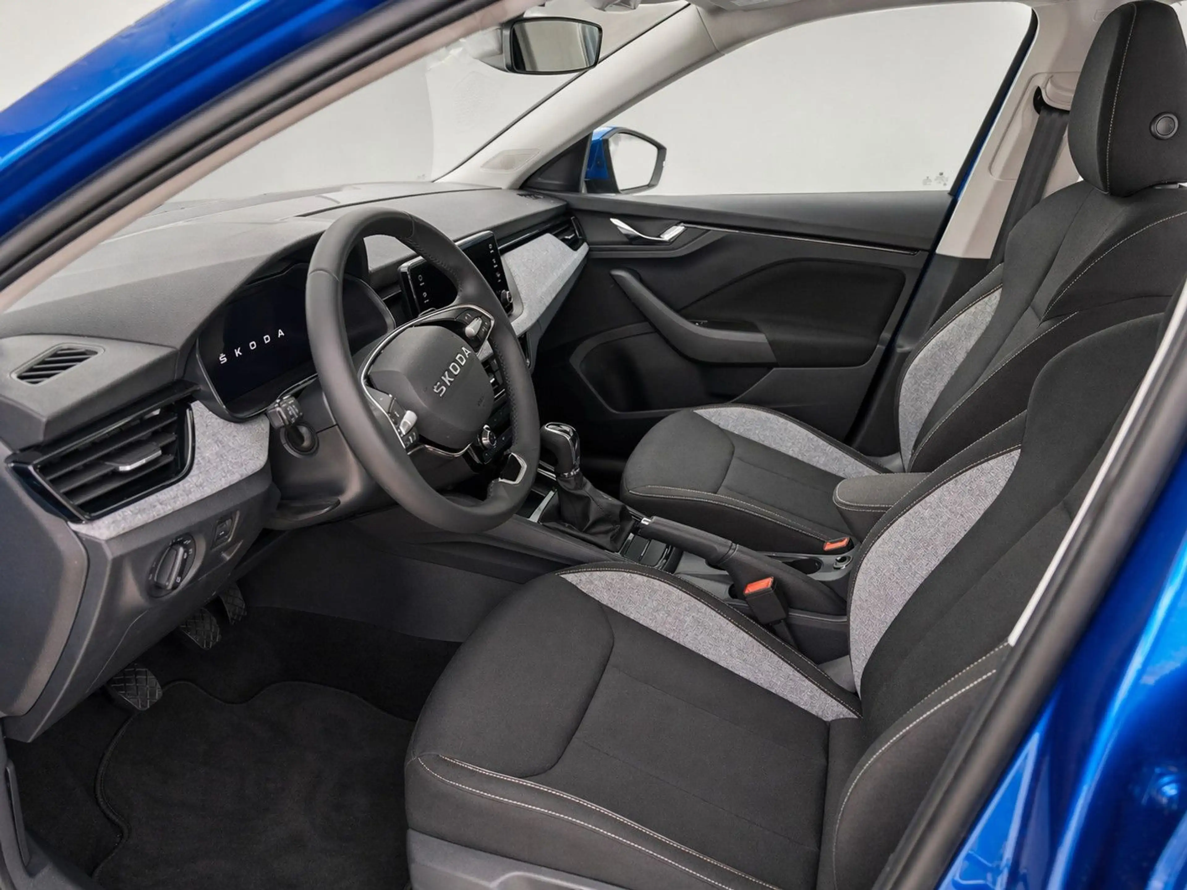 Skoda Scala 116 PS 7G-DSG Navi-App Klimatronik LED — photo 7