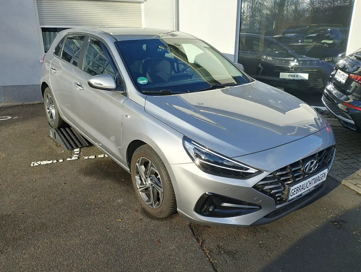 Hyundai i30 Mild-Hybrid "TOP Automatik"PREIS-SCHNÄPPCHEN" Gris - 1