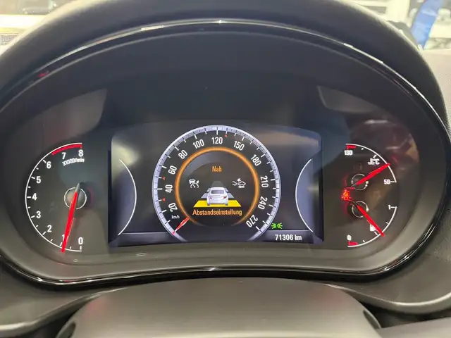 Opel Insignia view 13