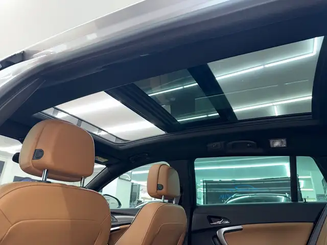 Opel Insignia view 11