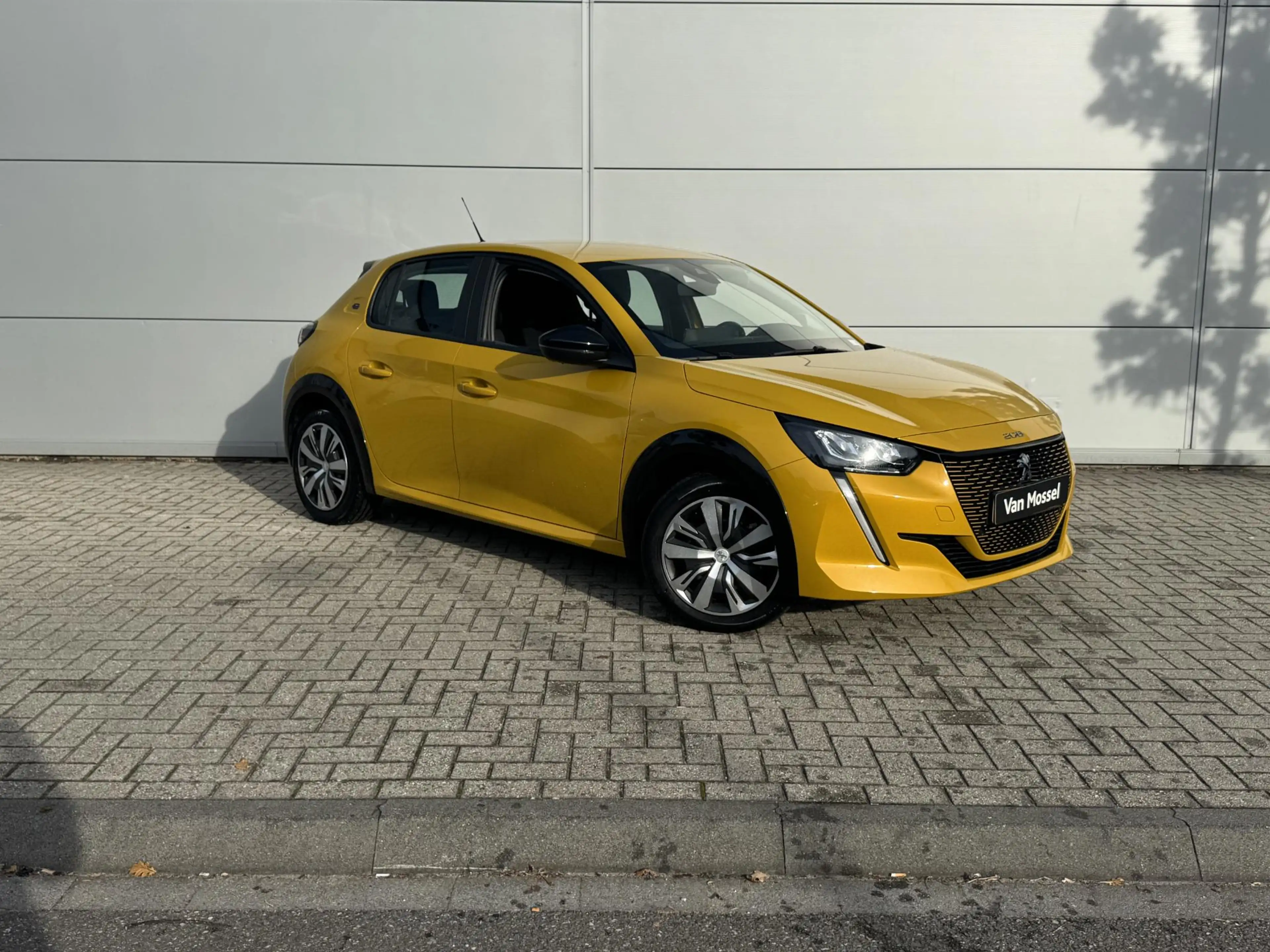 Peugeot e-208 EV Active Pack 50 kWh | Parkeerhulp | Cruise Contr — photo 8