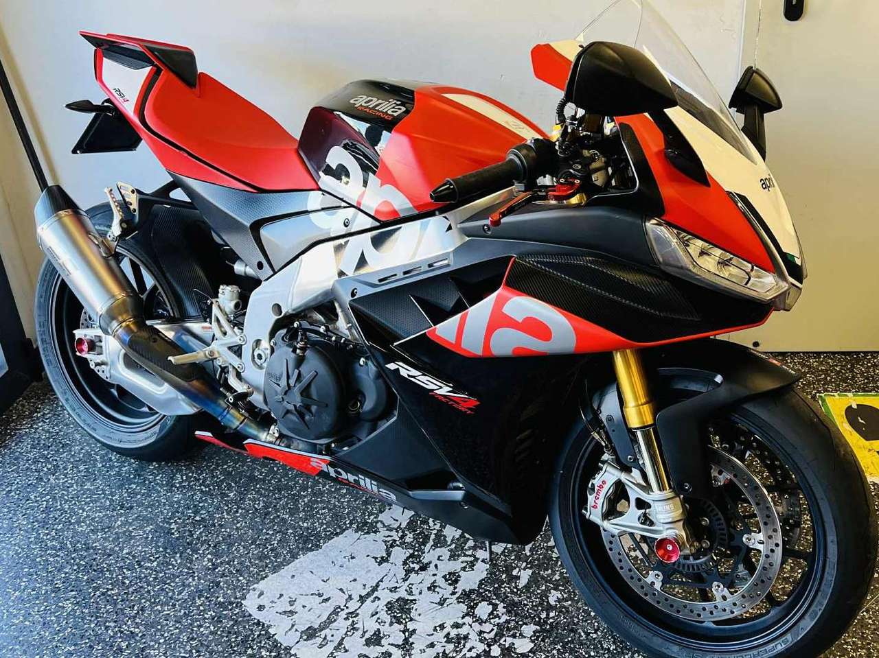 Aprilia RSV4 1100 FACTORY SOSP ELE SCARICO SC