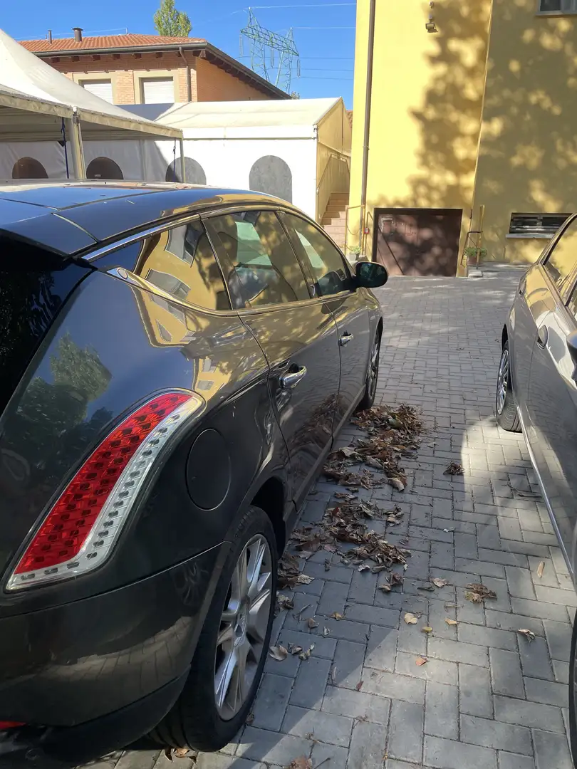 Lancia Delta 1.6 mjt Platino 120cv dpf - 1