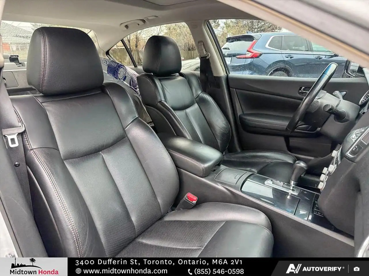 Nissan Maxima снимка Nissan Maxima