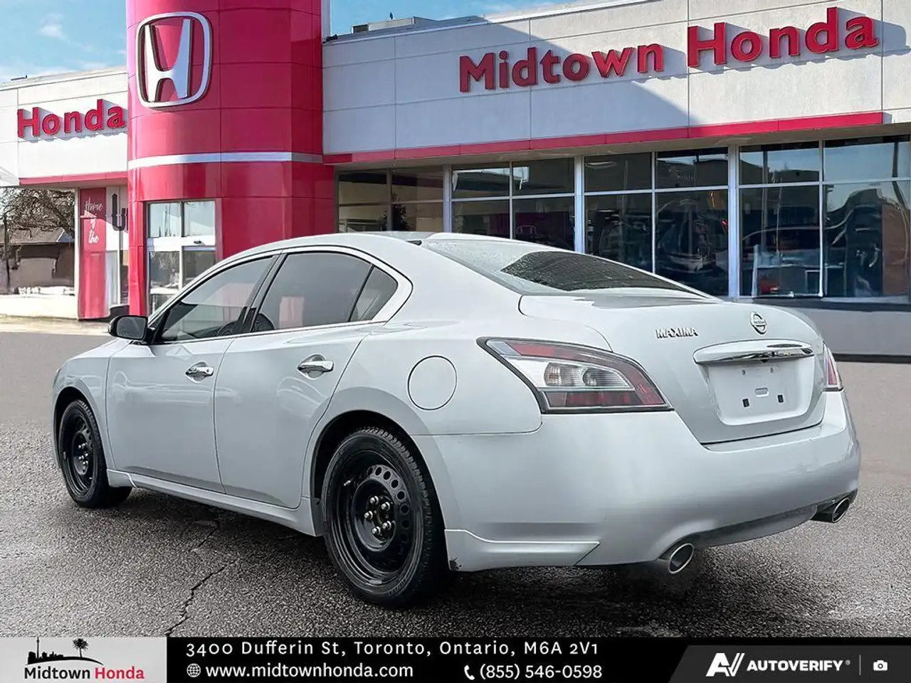 Nissan Maxima снимка Nissan Maxima