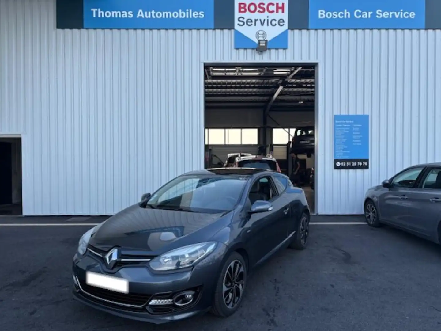 Renault Megane 1.6 dCi 130ch energy FAP Bose eco² Gris - 1